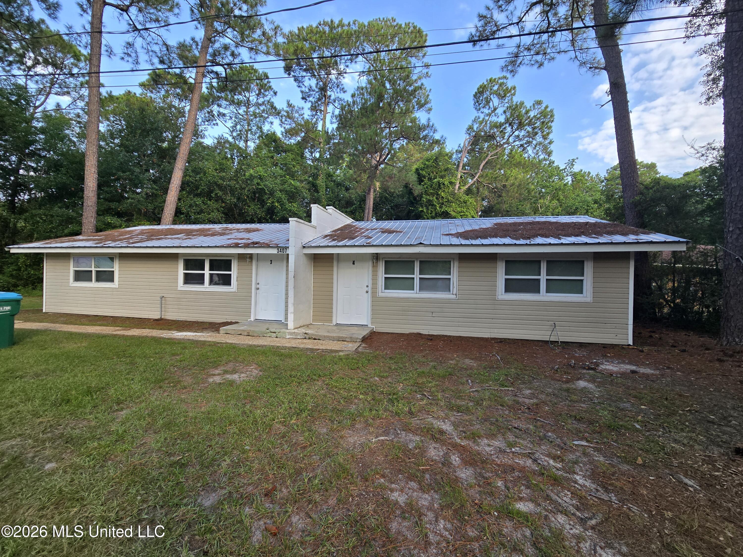 3407 53rd Avenue Property Photo 1