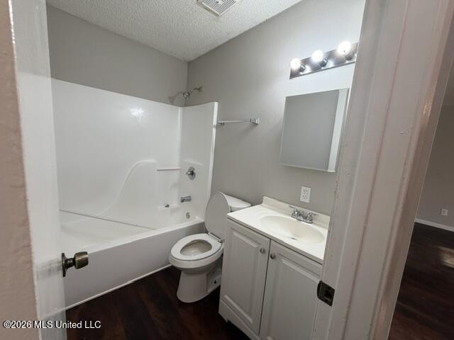 709 Shirley Drive Property Photo 4