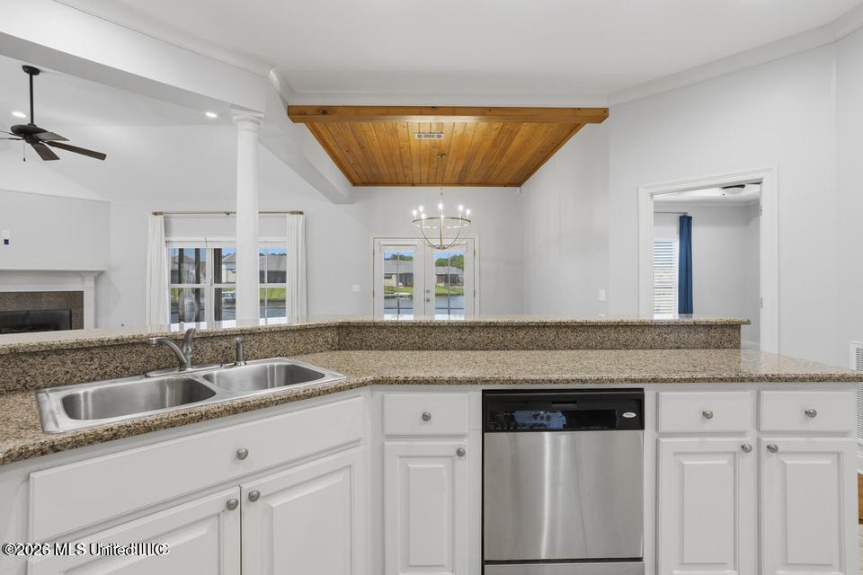 108 Martinique Drive Property Photo 33