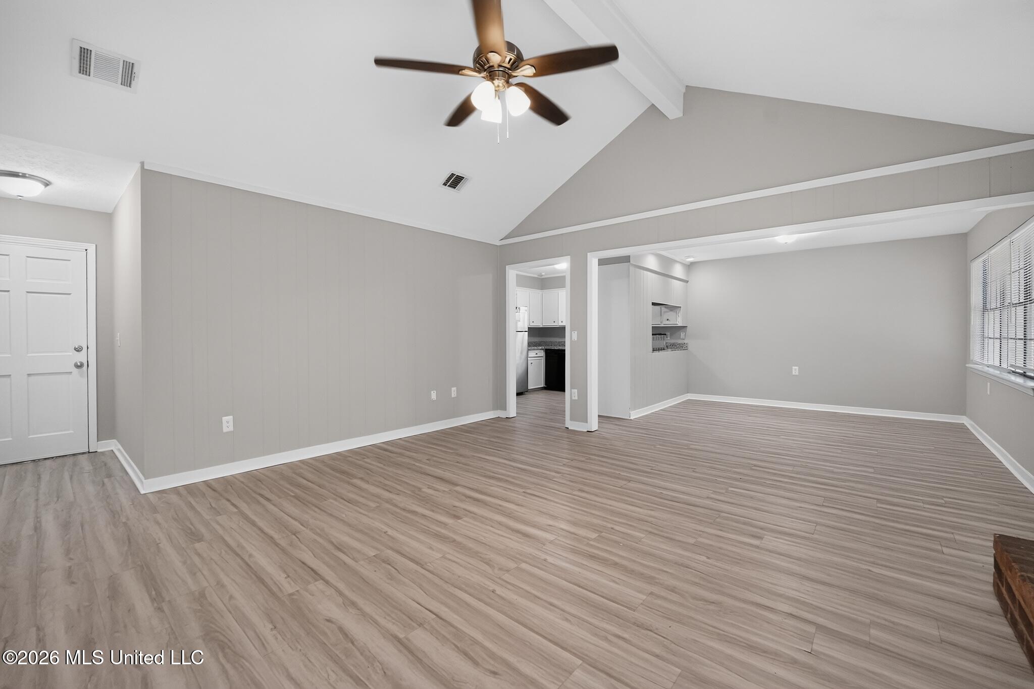 334 E Timber Ridge Court Property Photo 3
