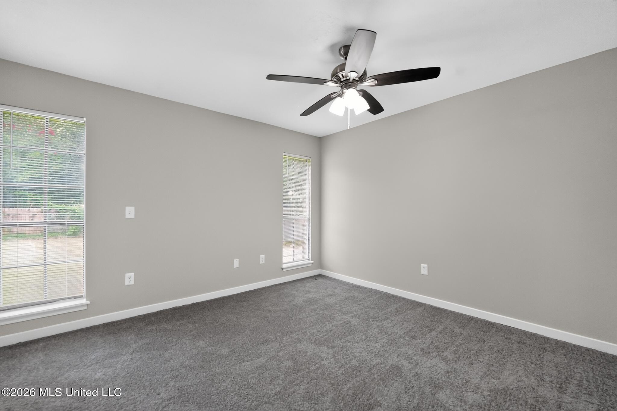 334 E Timber Ridge Court Property Photo 14