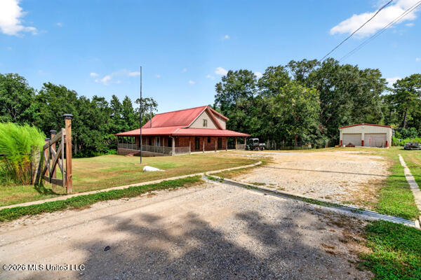 33 Saddle Up Trail Property Photo 1