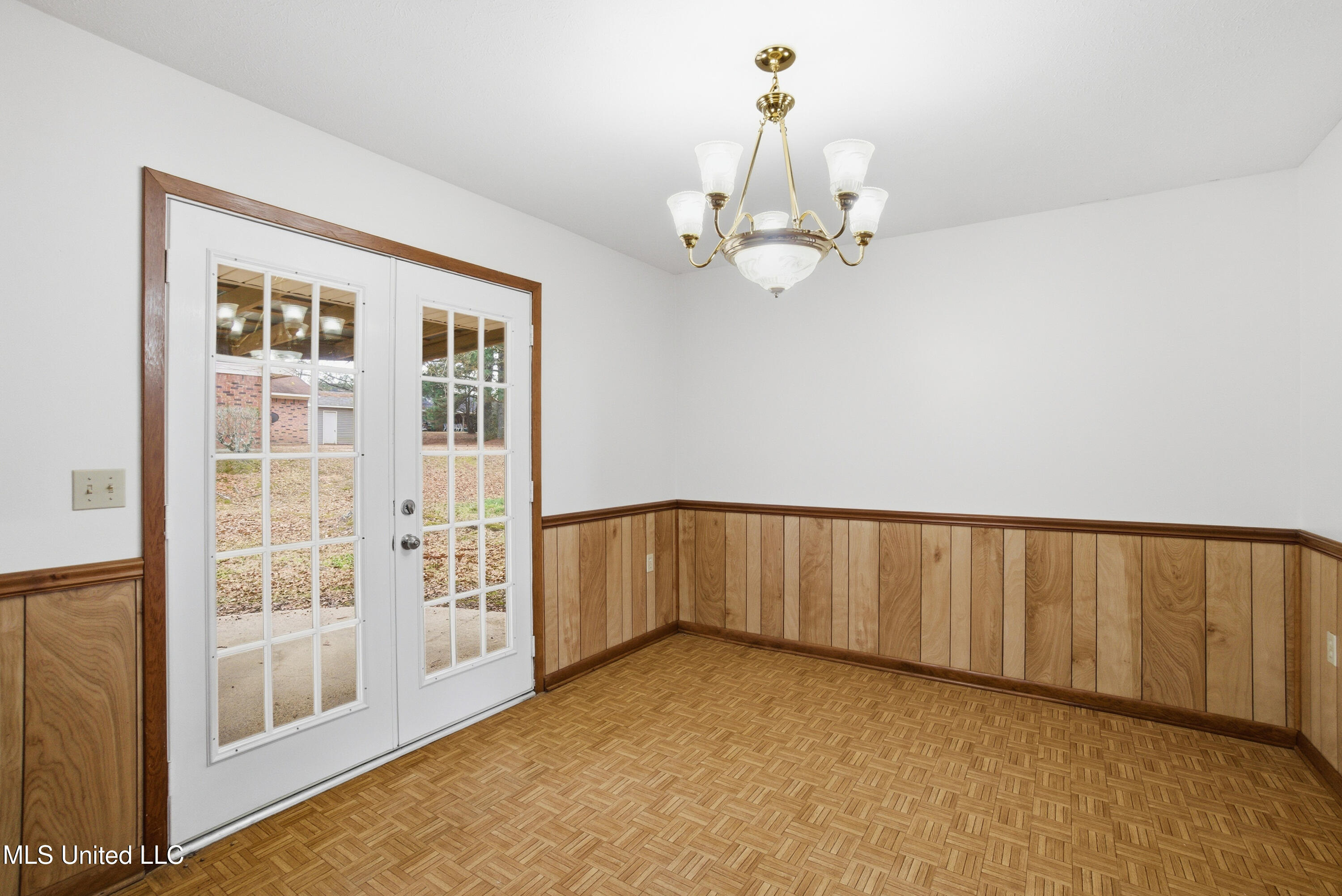 1120 Se 4th Street Property Photo 5