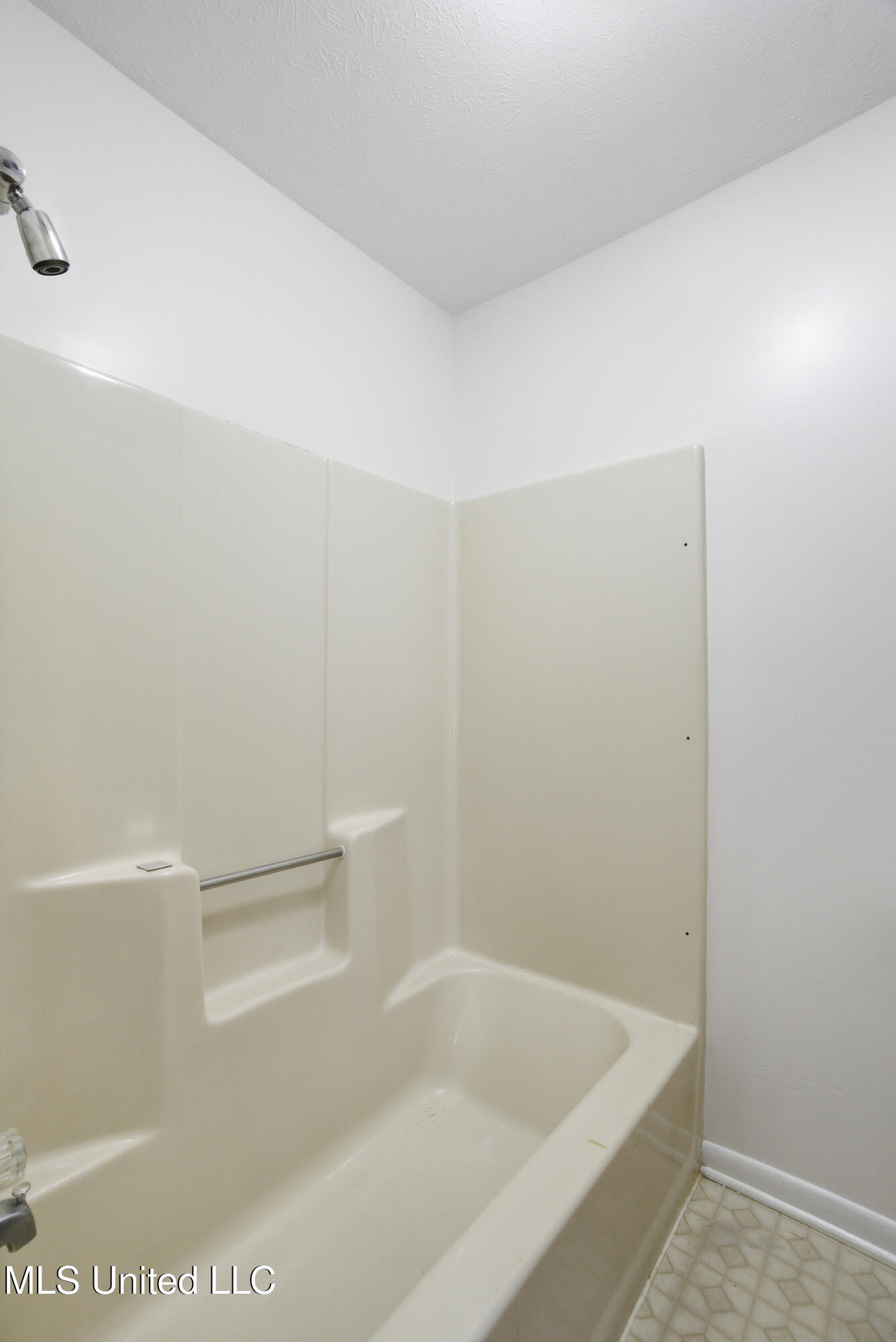 1120 Se 4th Street Property Photo 9
