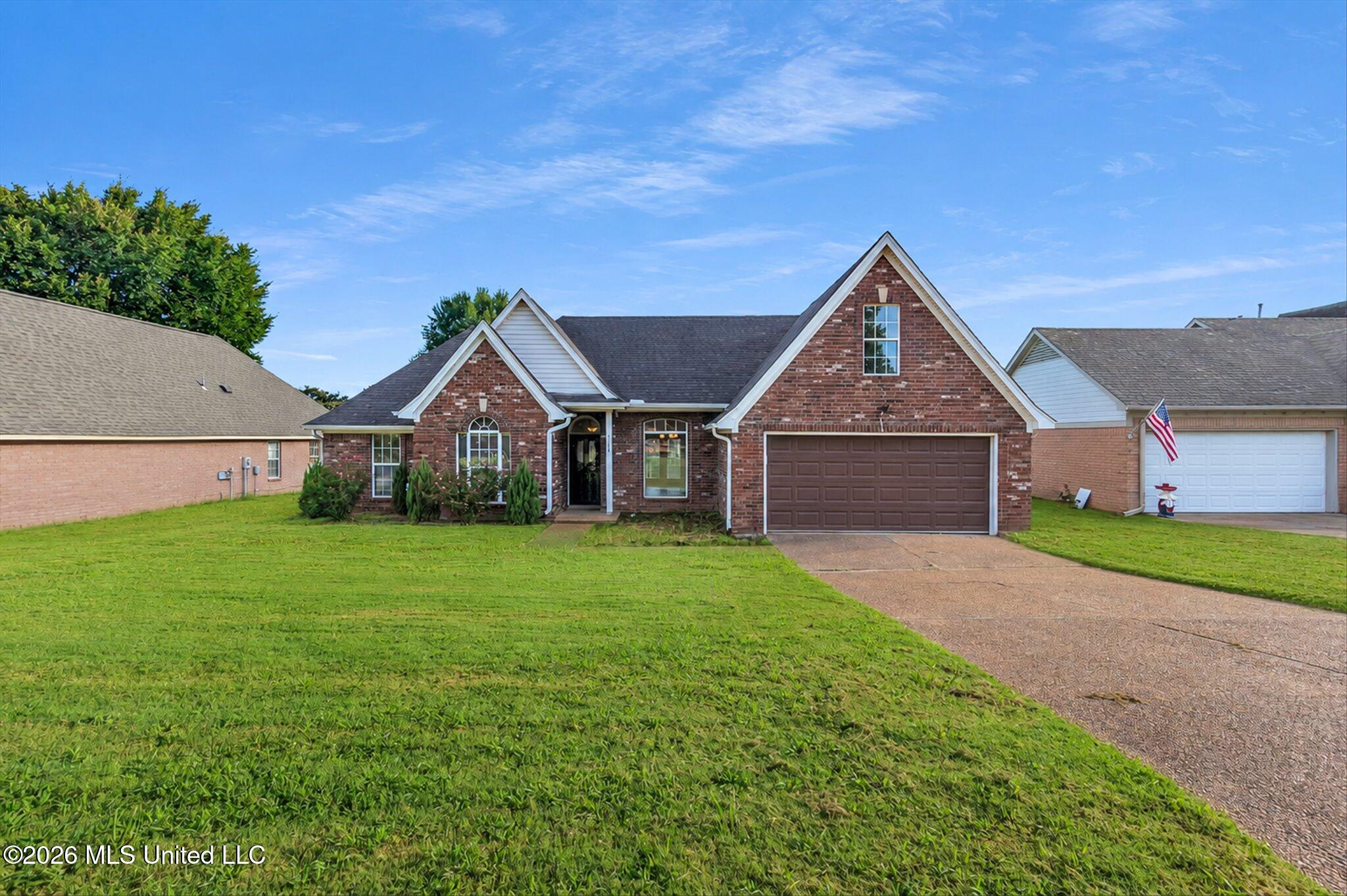 9158 Lakeside Drive Property Photo 1