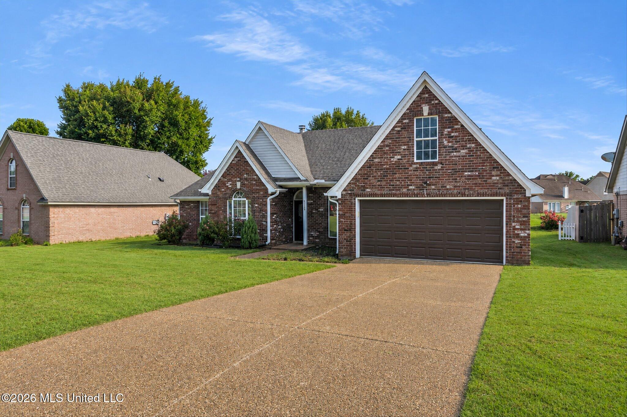 9158 Lakeside Drive Property Photo 2