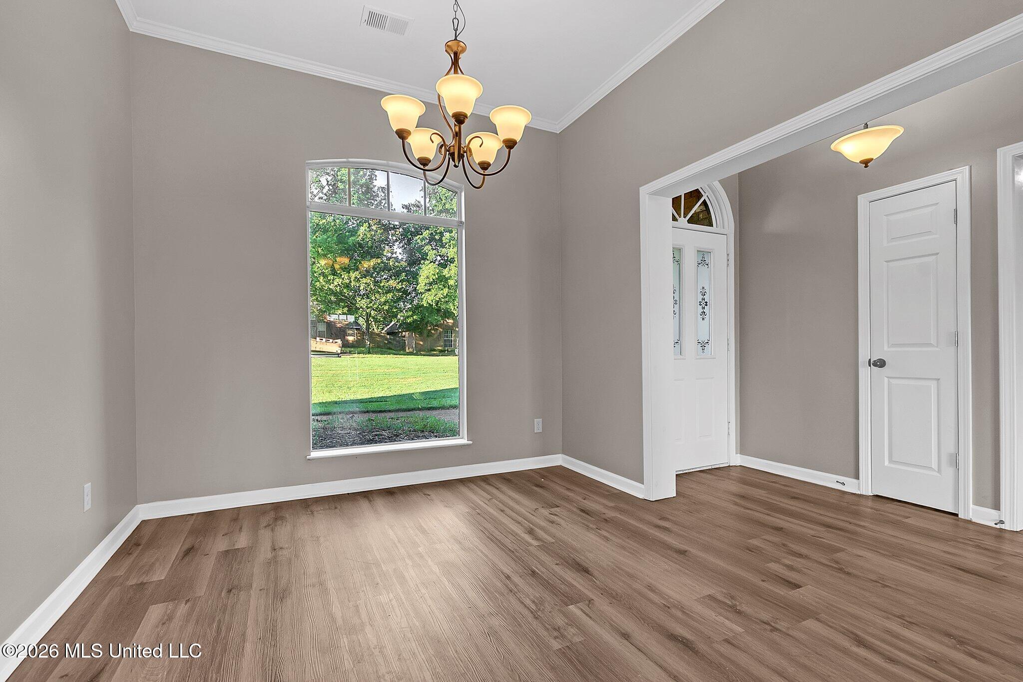 9158 Lakeside Drive Property Photo 4