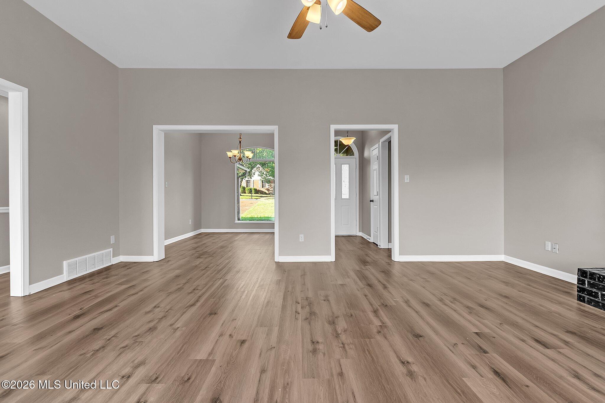 9158 Lakeside Drive Property Photo 5