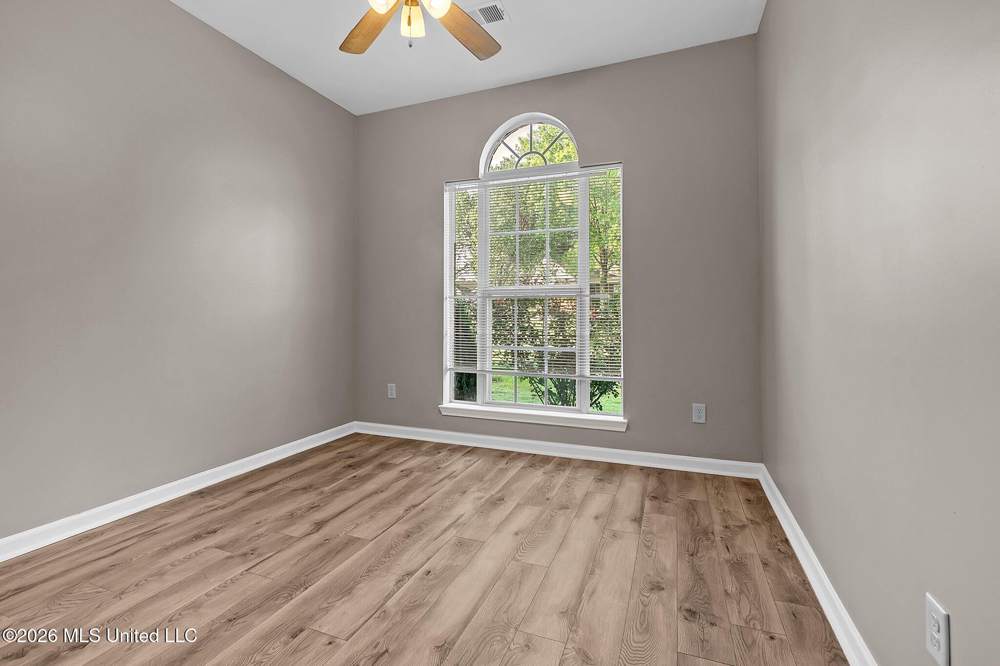 9158 Lakeside Drive Property Photo 14