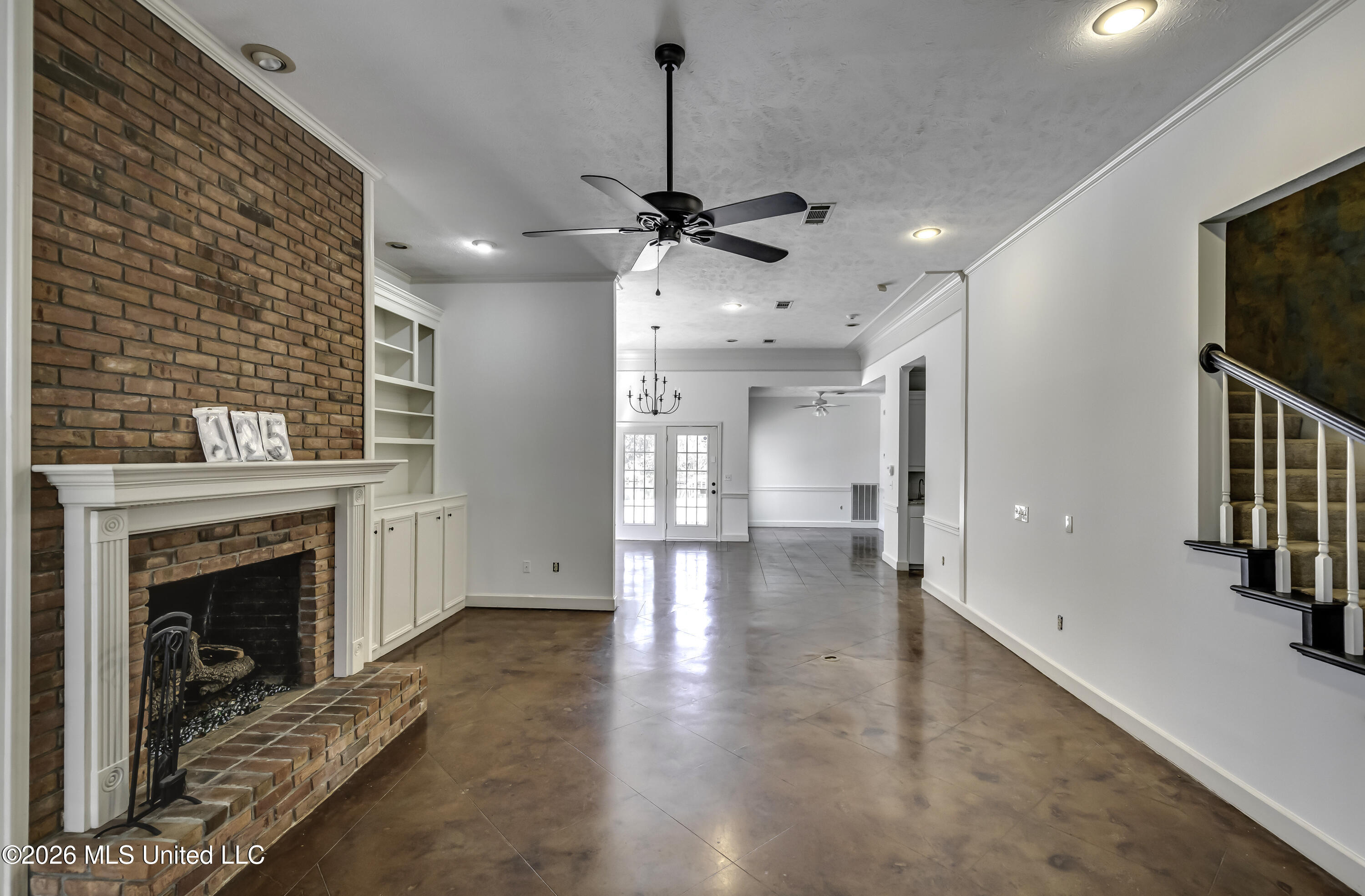 125 Northpointe Parkway Property Photo 7