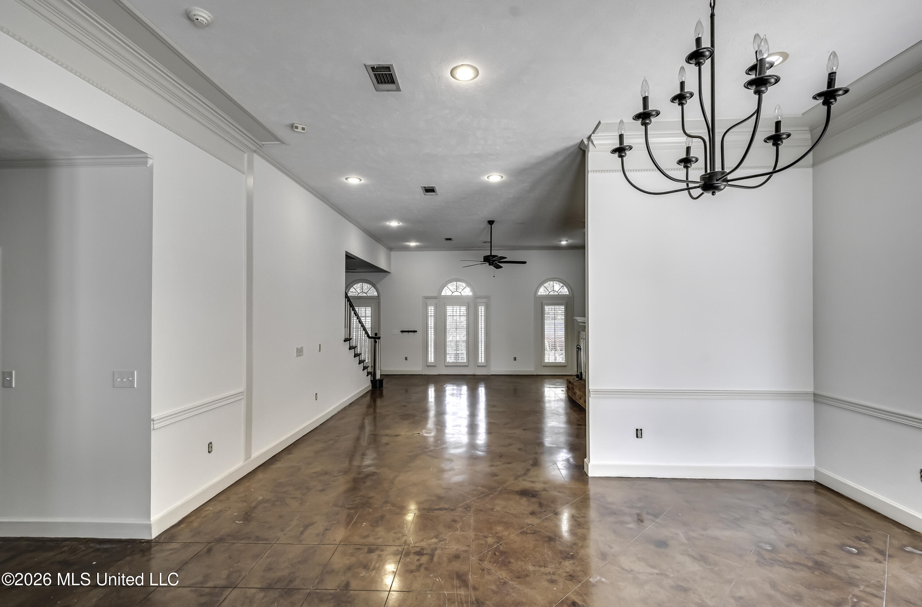 125 Northpointe Parkway Property Photo 8