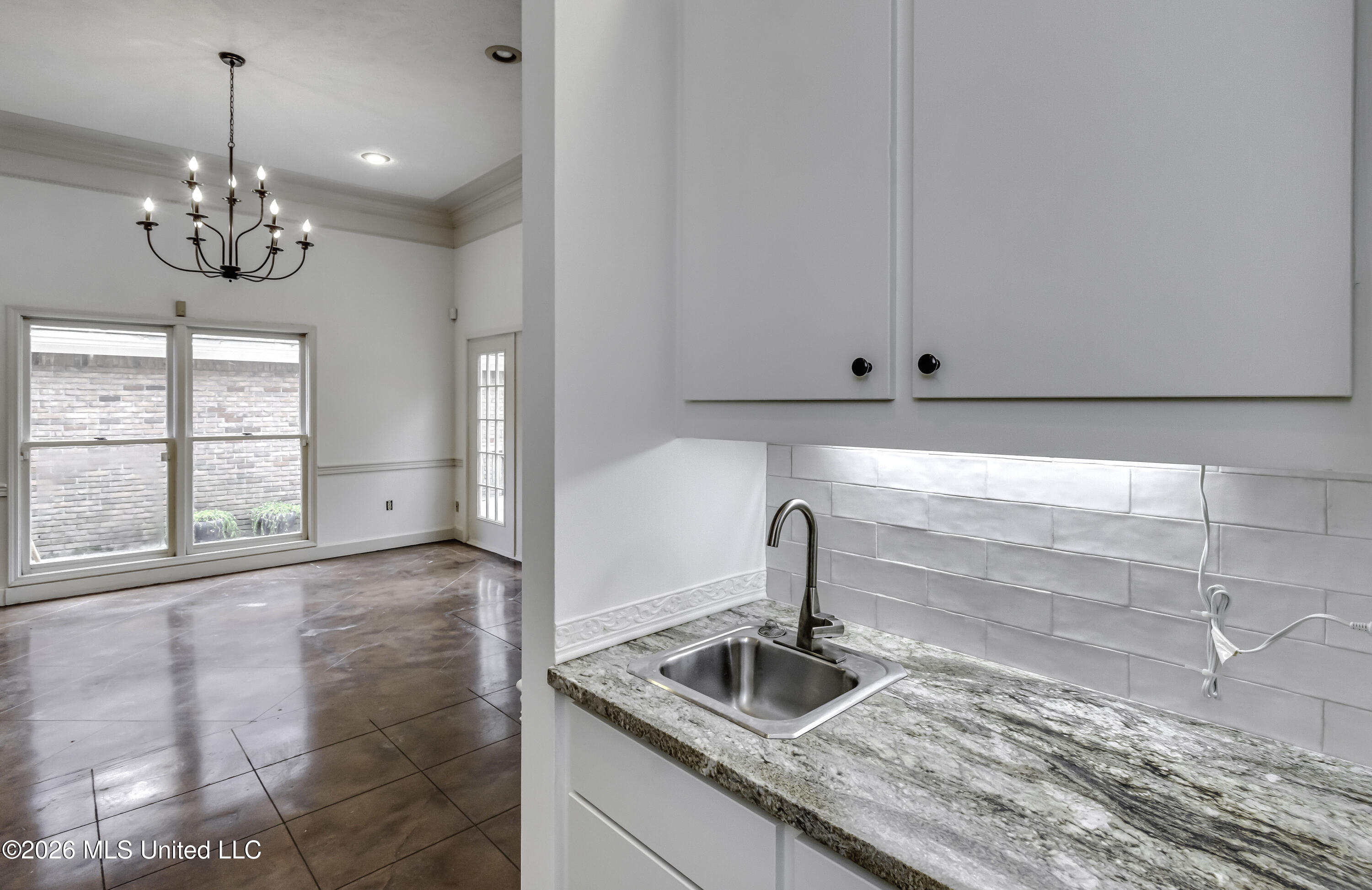 125 Northpointe Parkway Property Photo 22