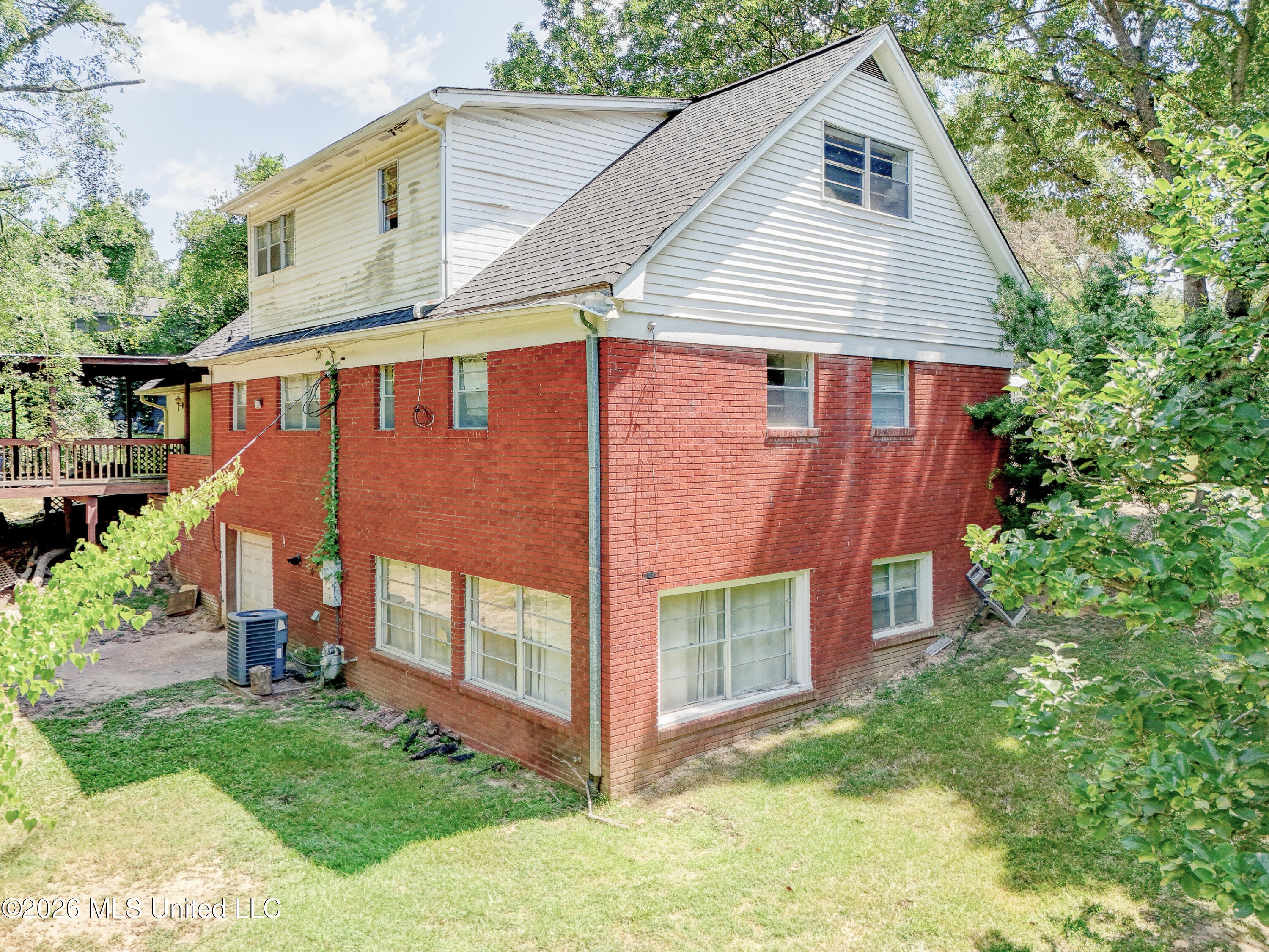 101 Colonial Drive Property Photo 39