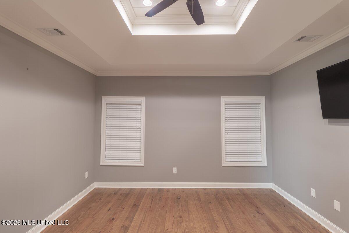 609 Gloucester Way Property Photo 16