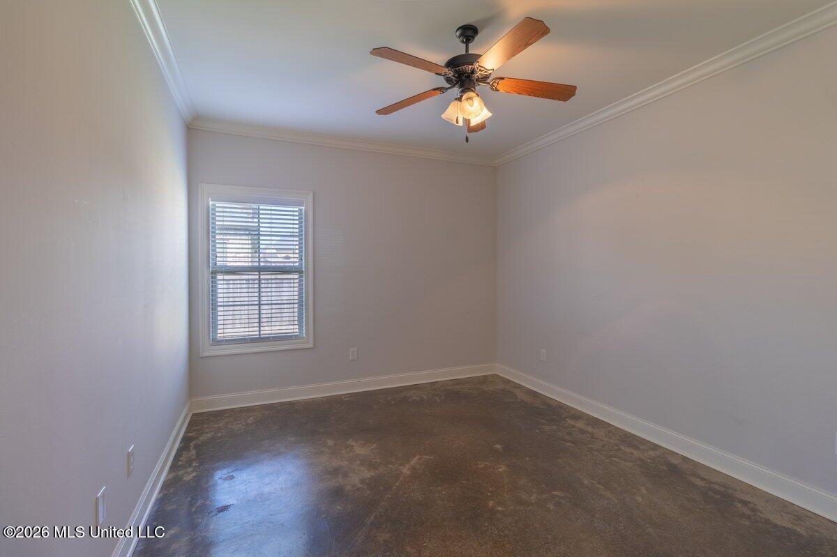 609 Gloucester Way Property Photo 29