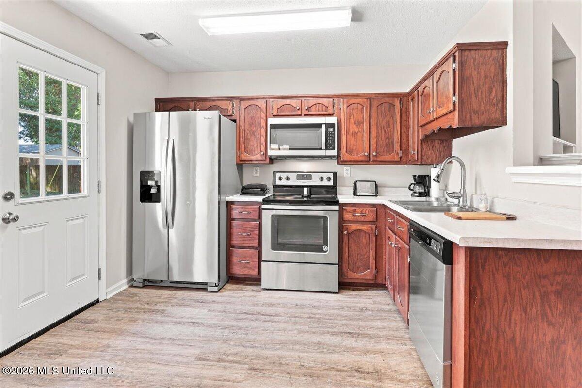 1744 Old Commerce Road Property Photo 16