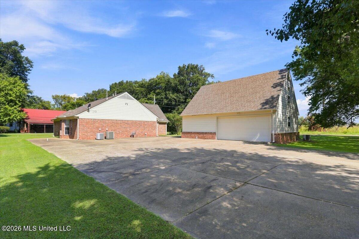 1744 Old Commerce Road Property Photo 40