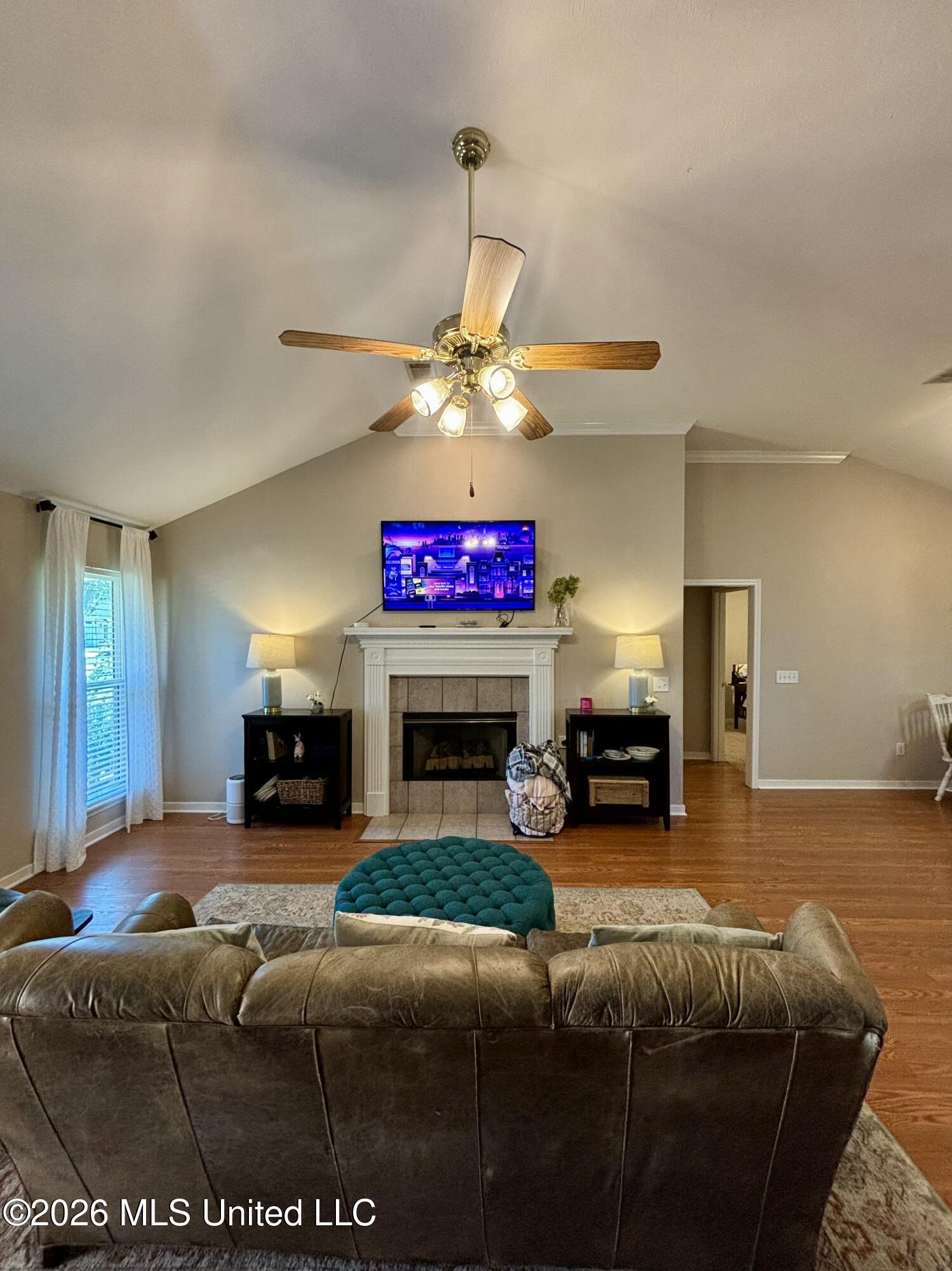 109 Evergreen Way Property Photo 1