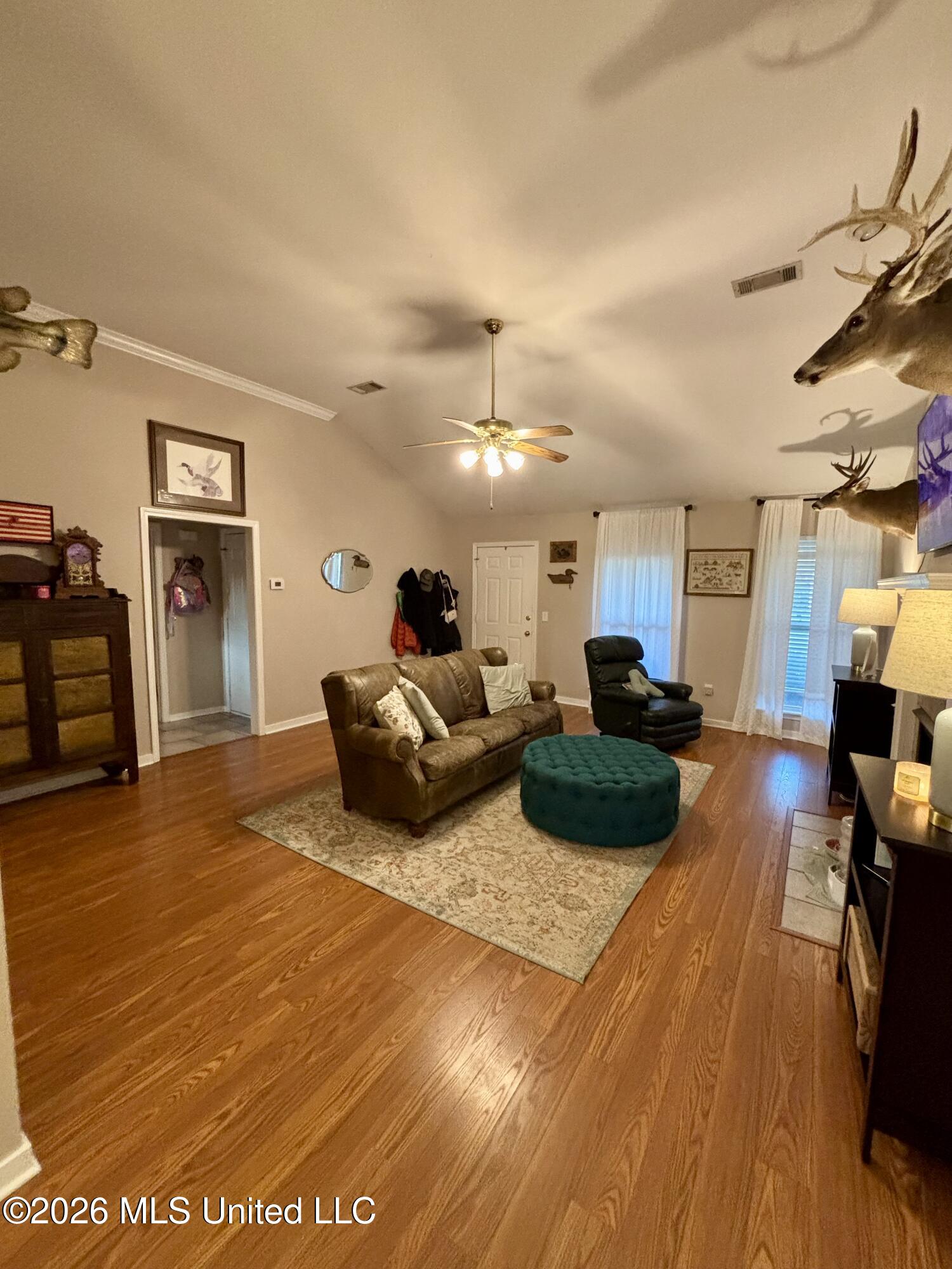 109 Evergreen Way Property Photo 24