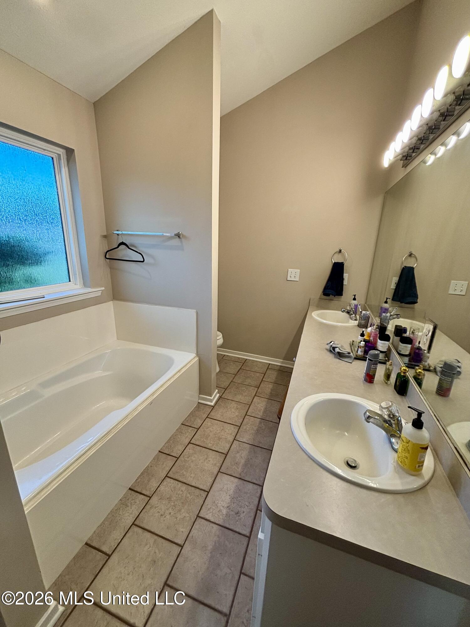 109 Evergreen Way Property Photo 25