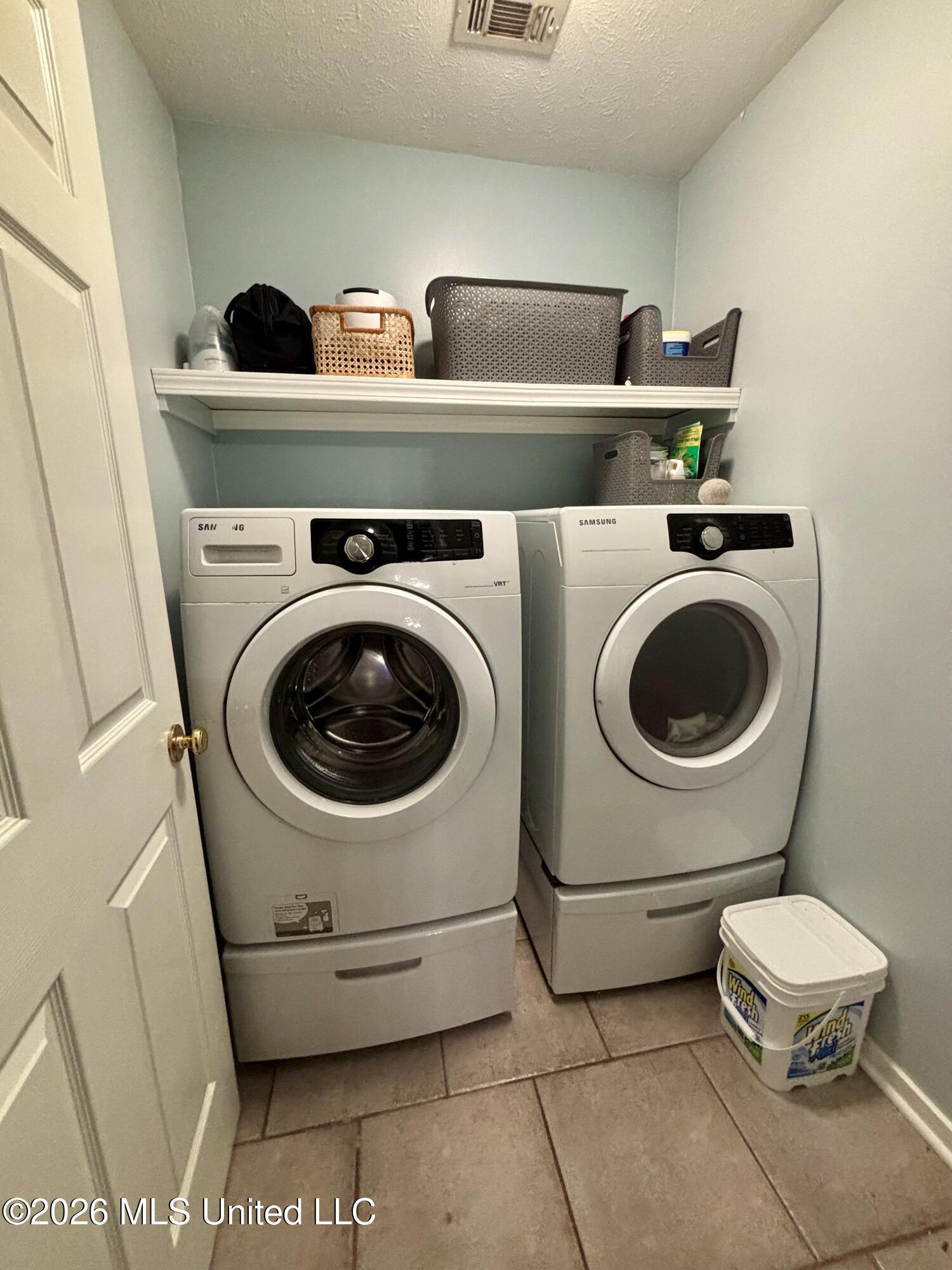 109 Evergreen Way Property Photo 29