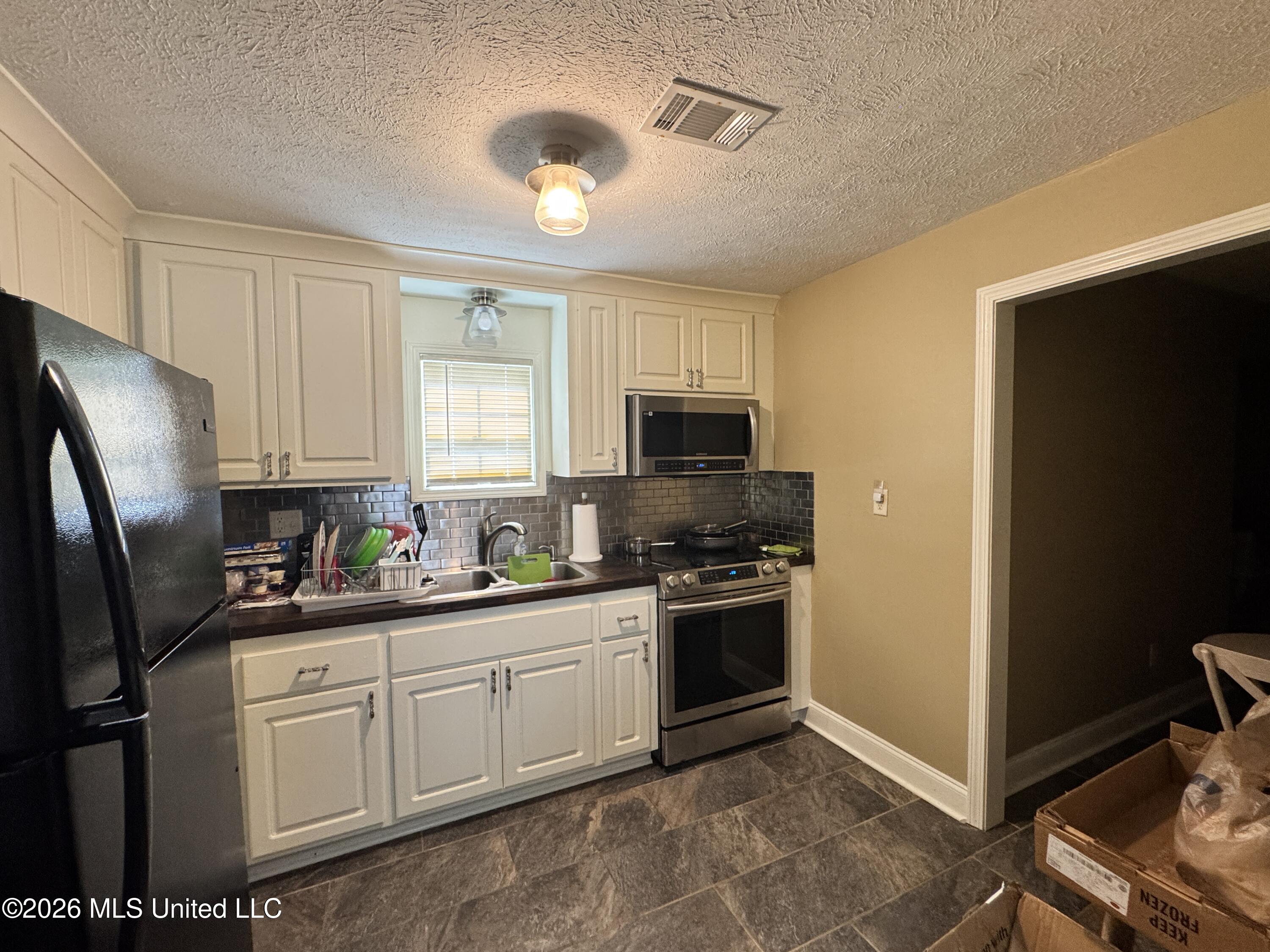3632 Bailey Avenue Property Photo 5