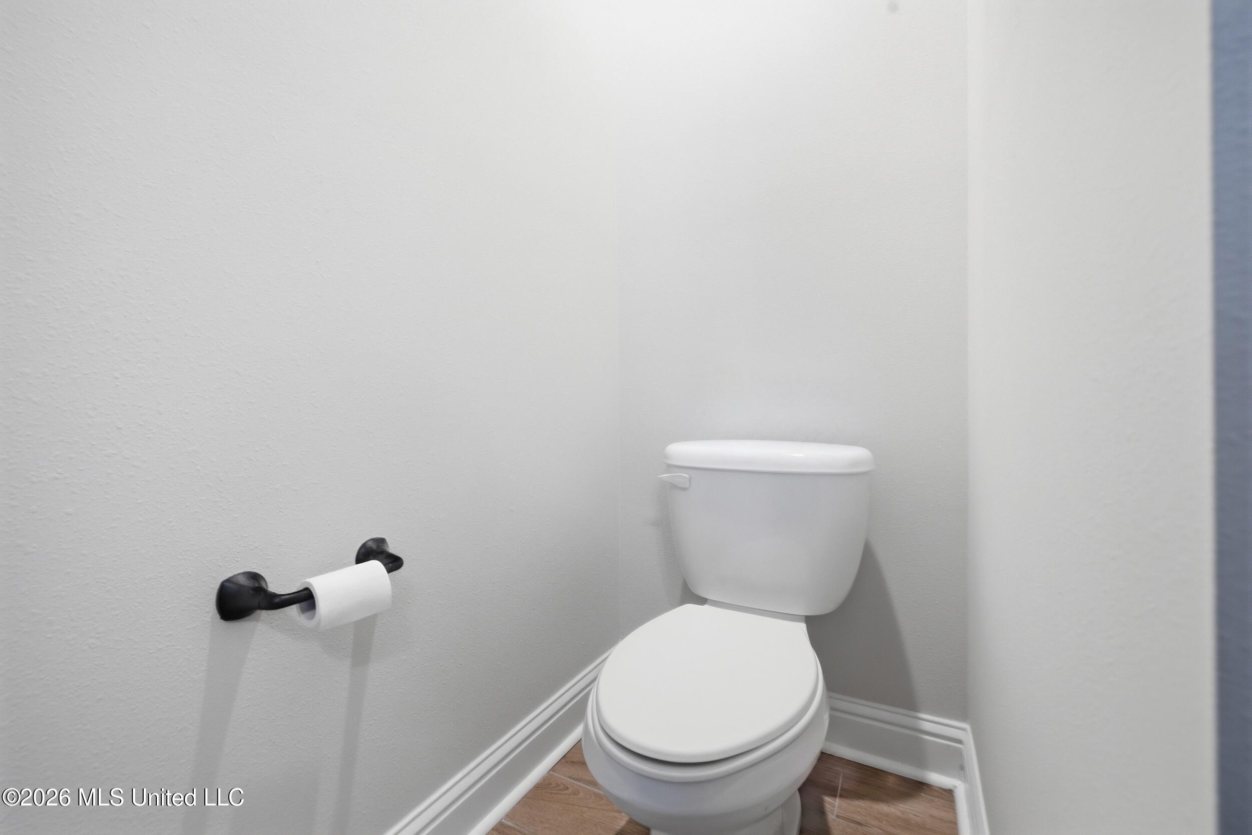 880 Leeward Drive Property Photo 19