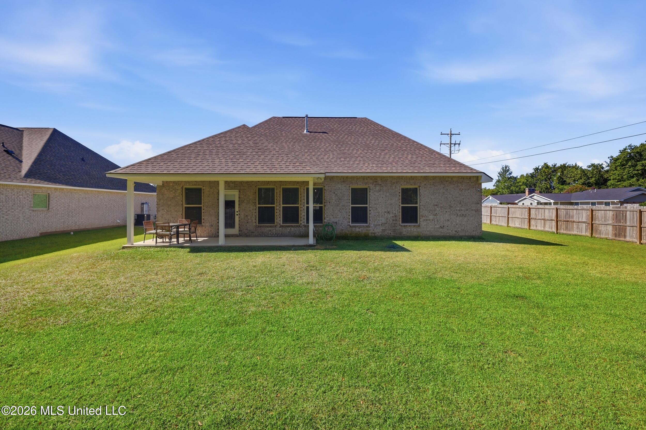 880 Leeward Drive Property Photo 30