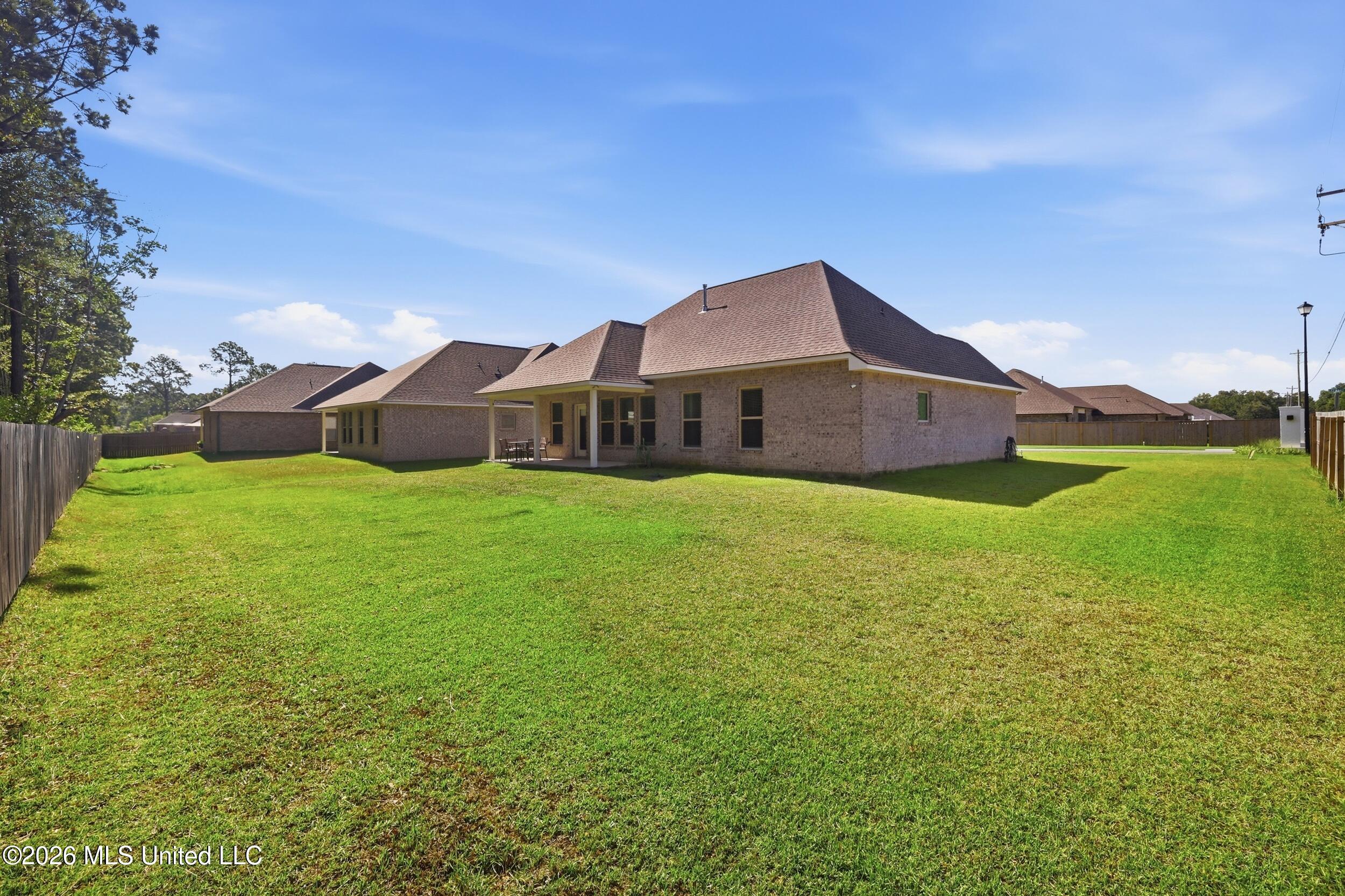 880 Leeward Drive Property Photo 31