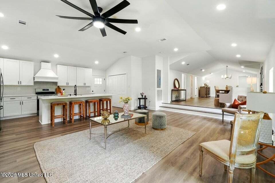 280 Bobby Lane Property Photo 14