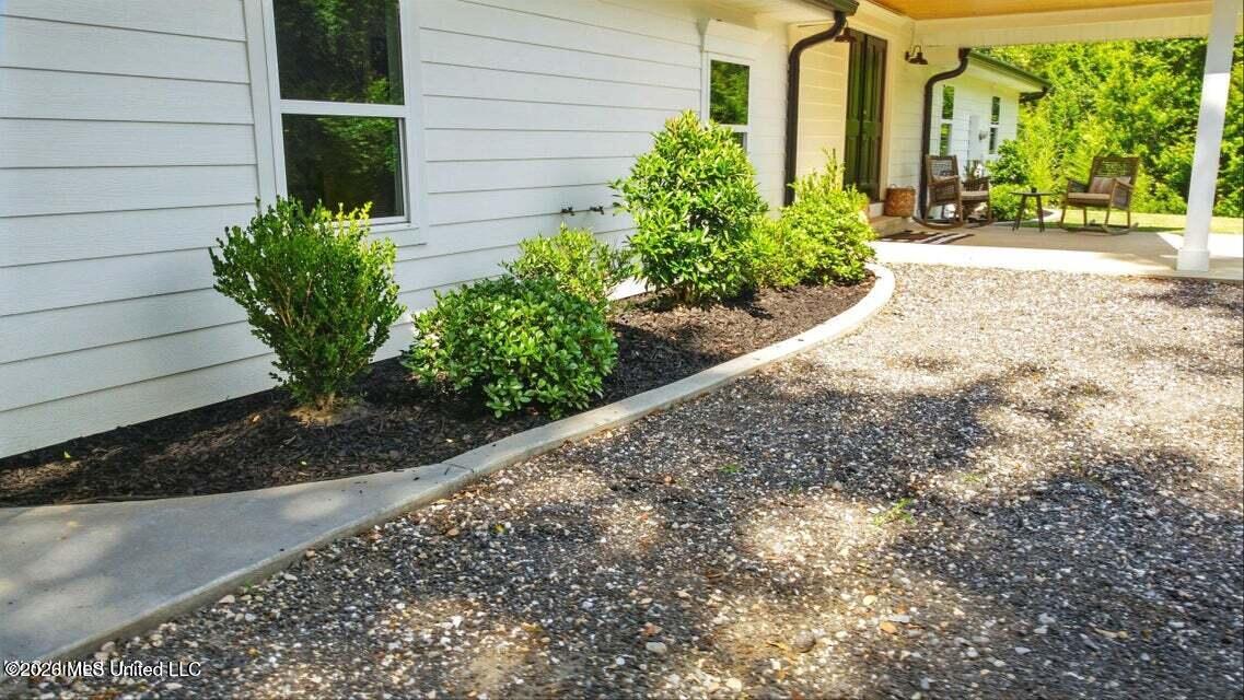280 Bobby Lane Property Photo 32