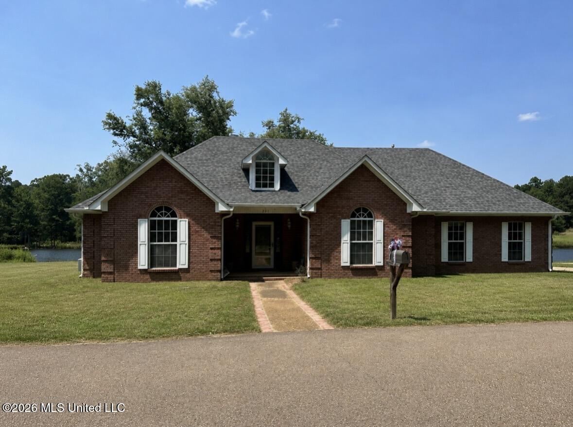 253 Windmere Drive Property Photo 1