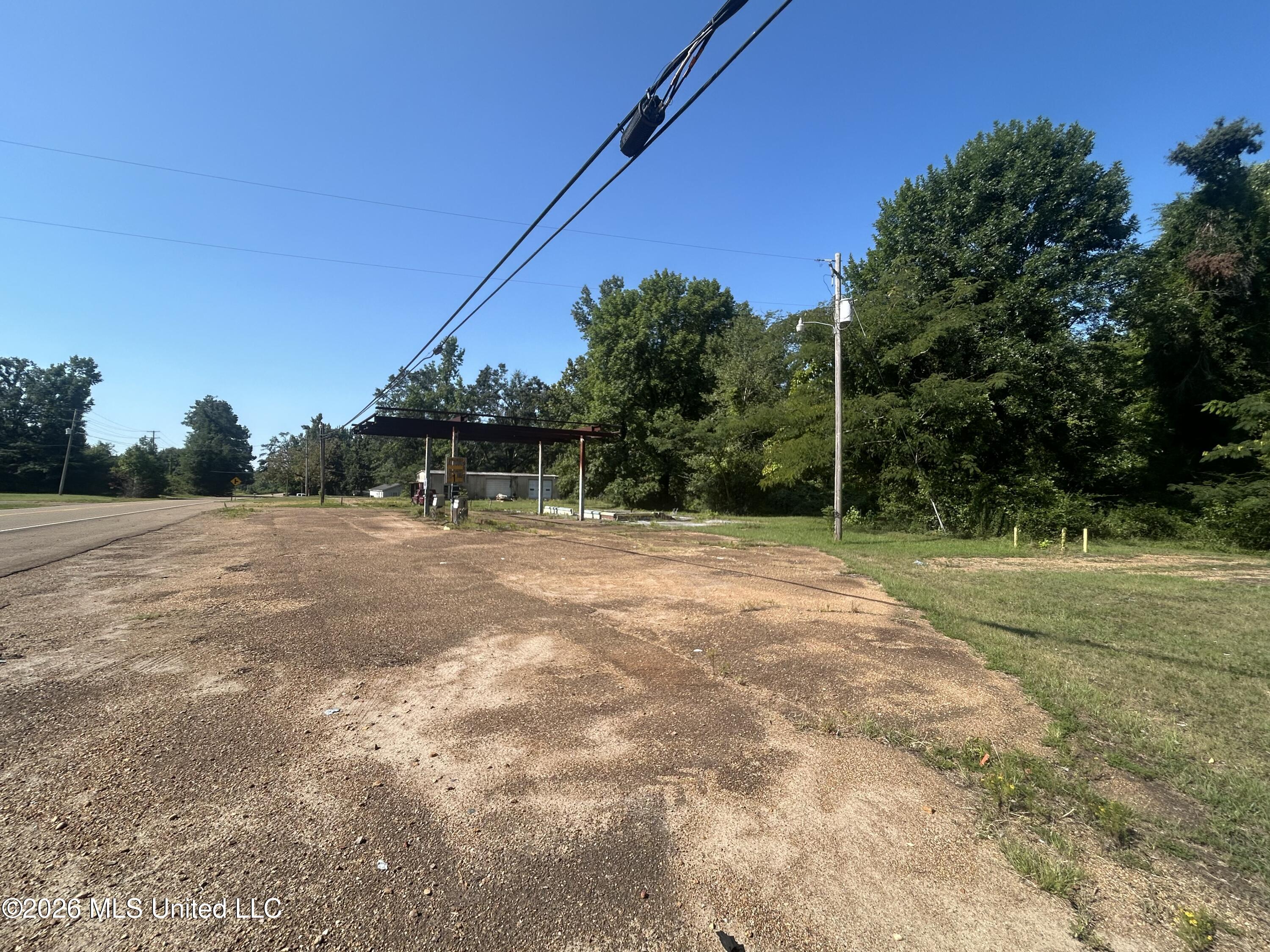 900 S Applegate Street Property Photo 5