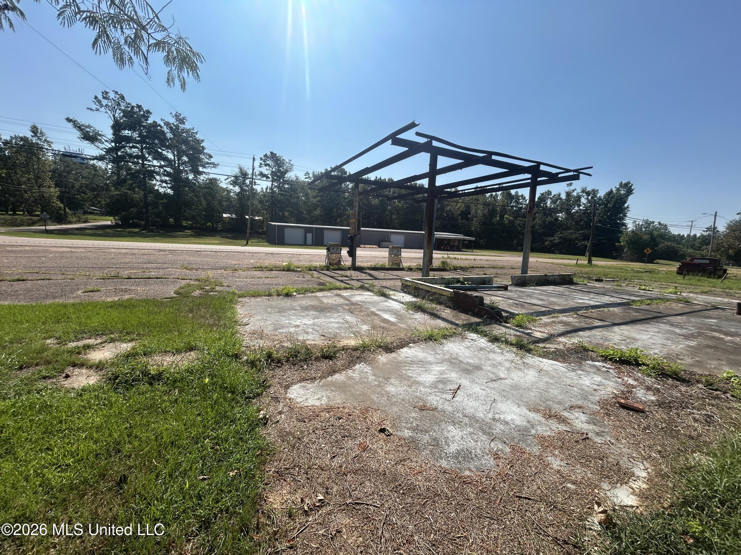 900 S Applegate Street Property Photo 14