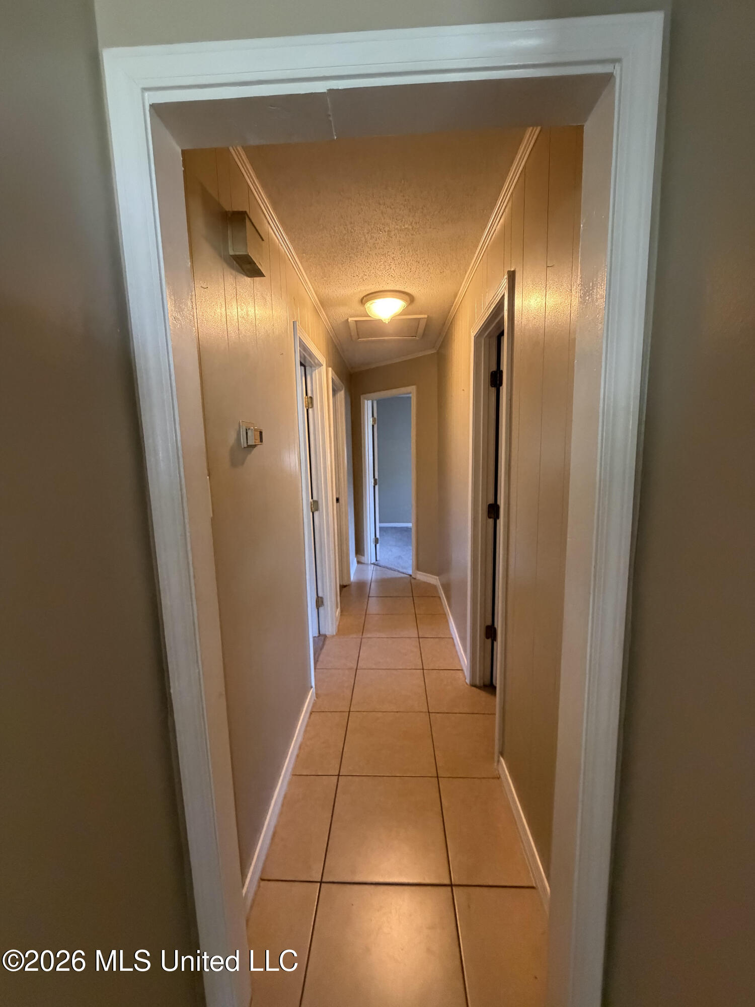 3853 Jeffery Road Property Photo 5