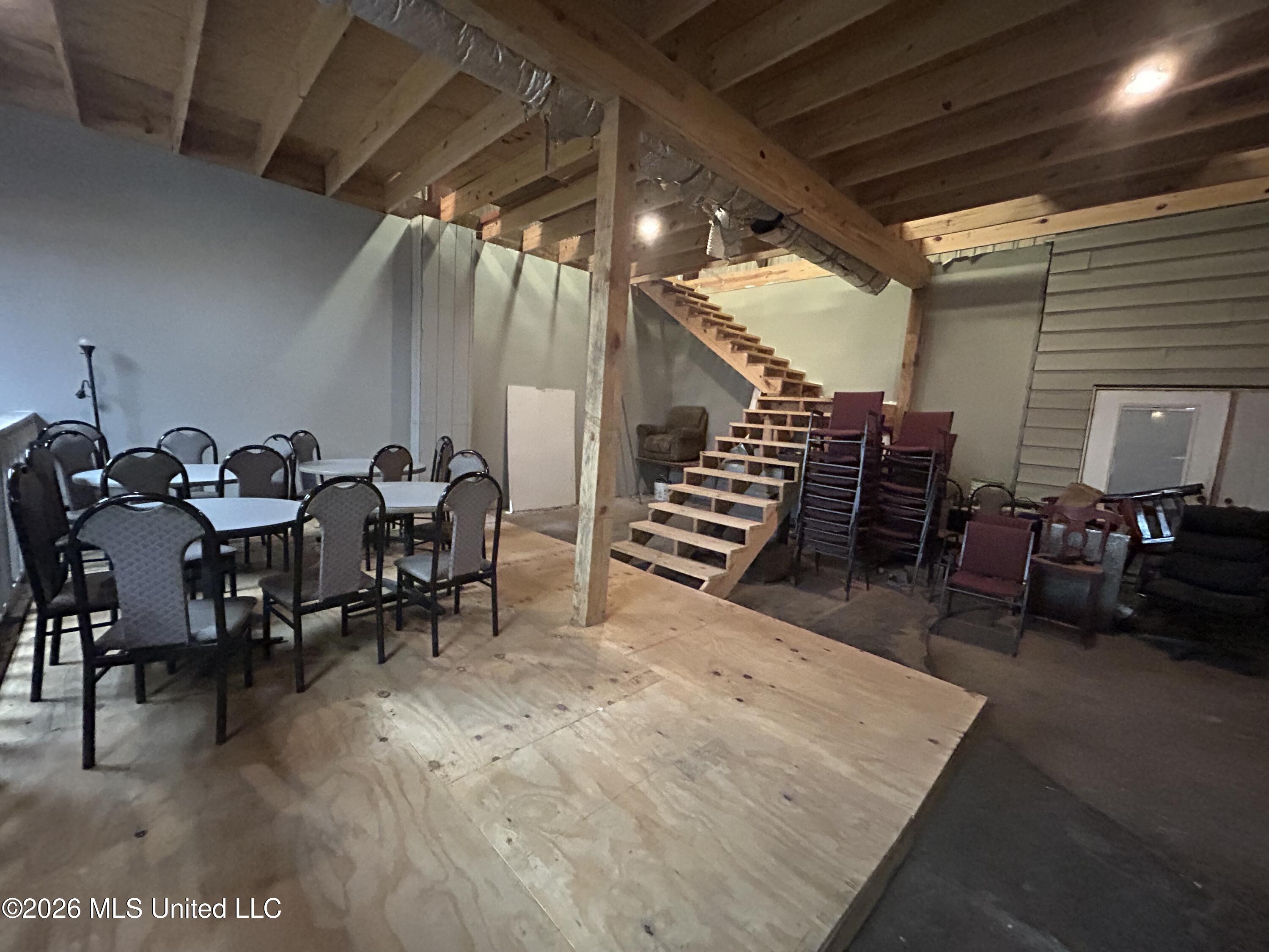Greensboro Street Property Photo 14