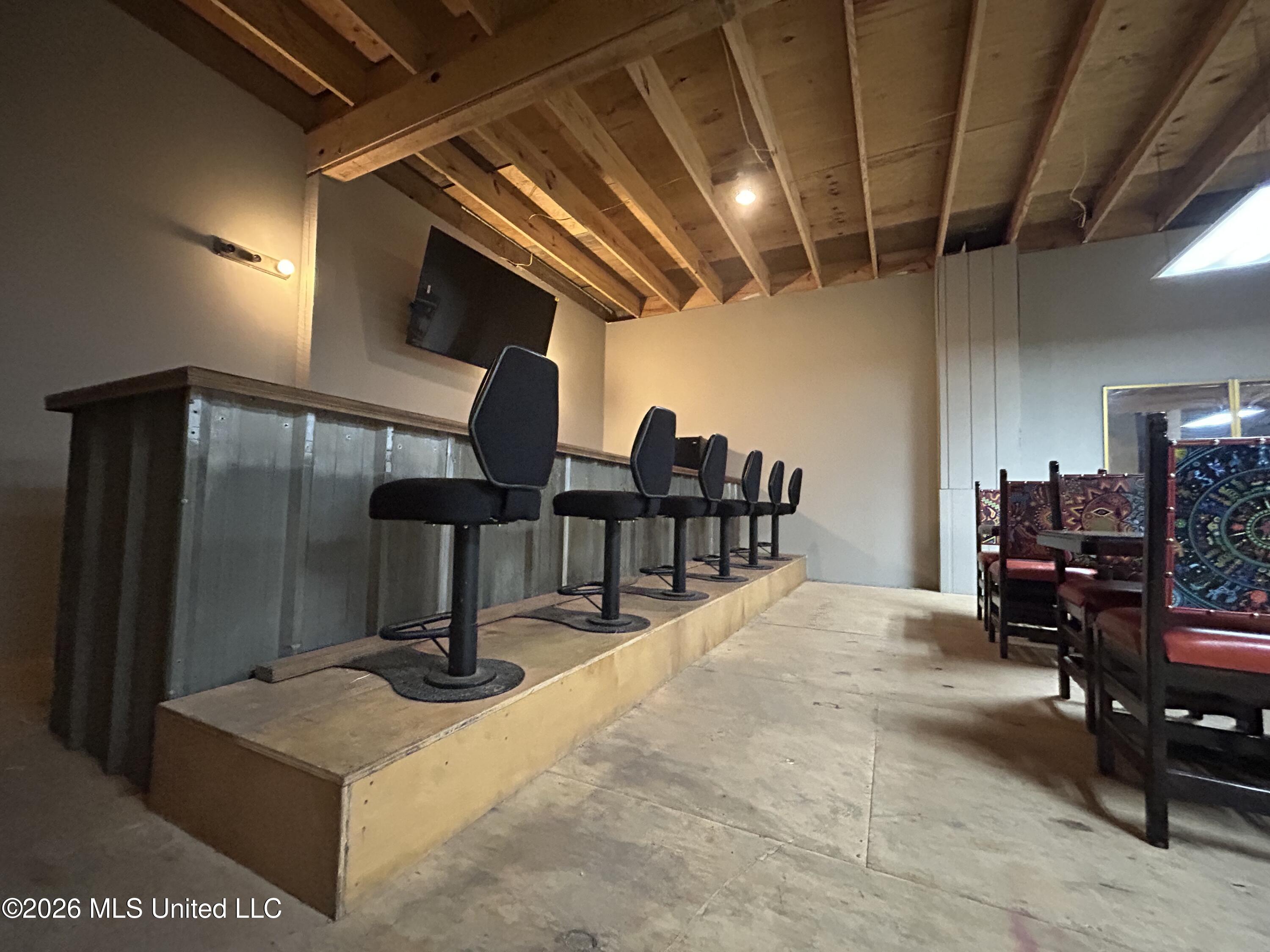 Greensboro Street Property Photo 18