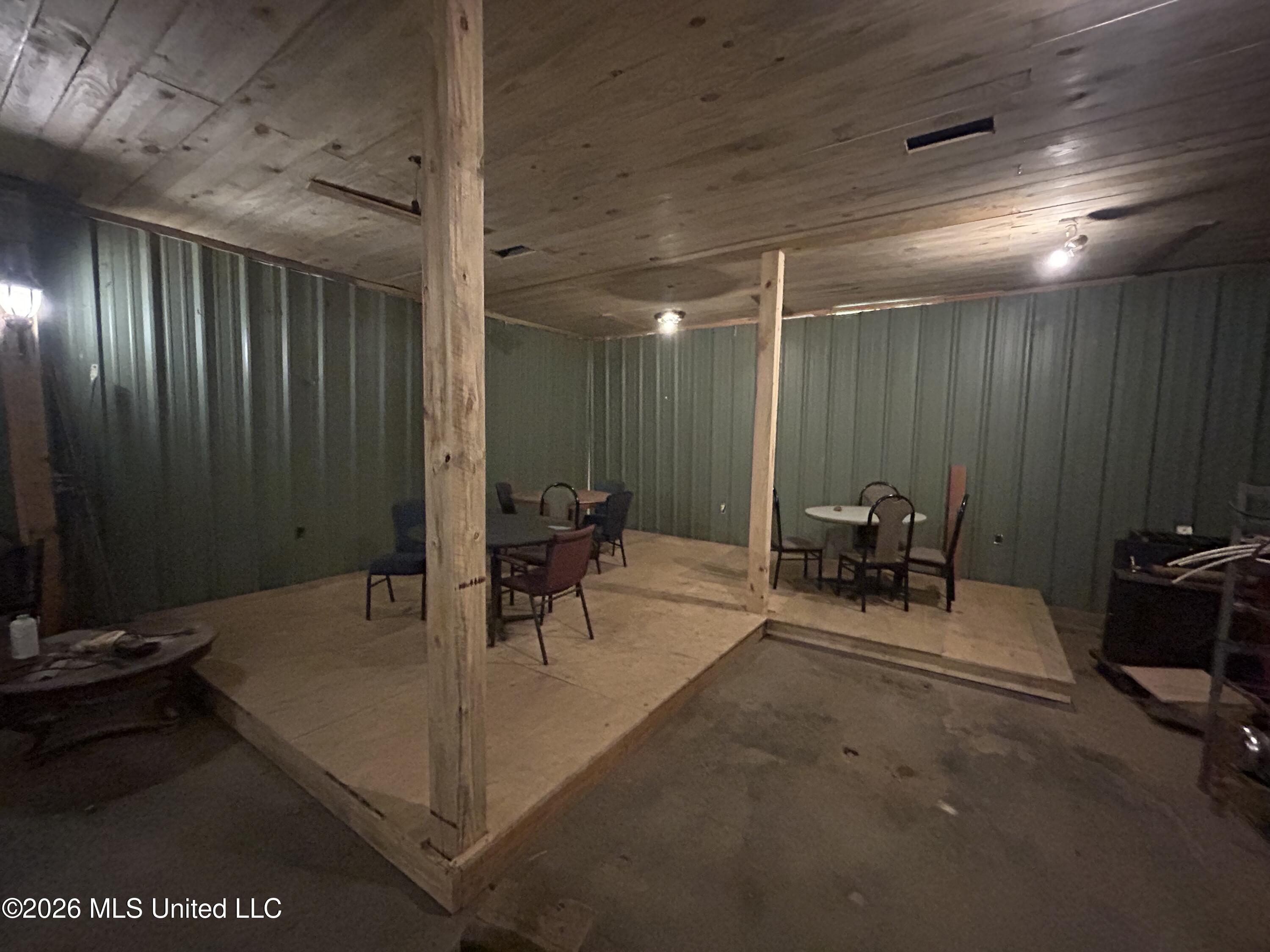 Greensboro Street Property Photo 25
