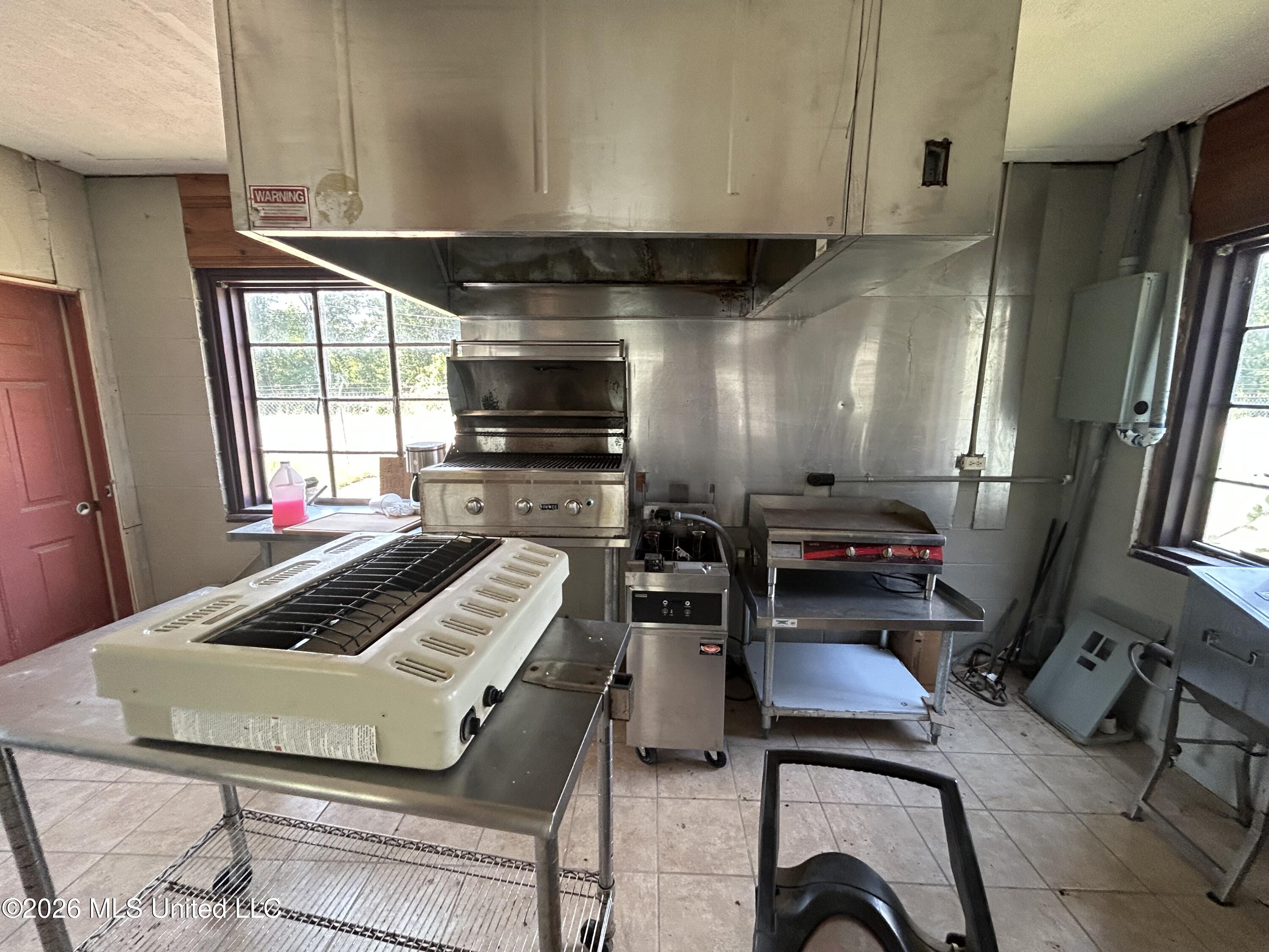 Greensboro Street Property Photo 31