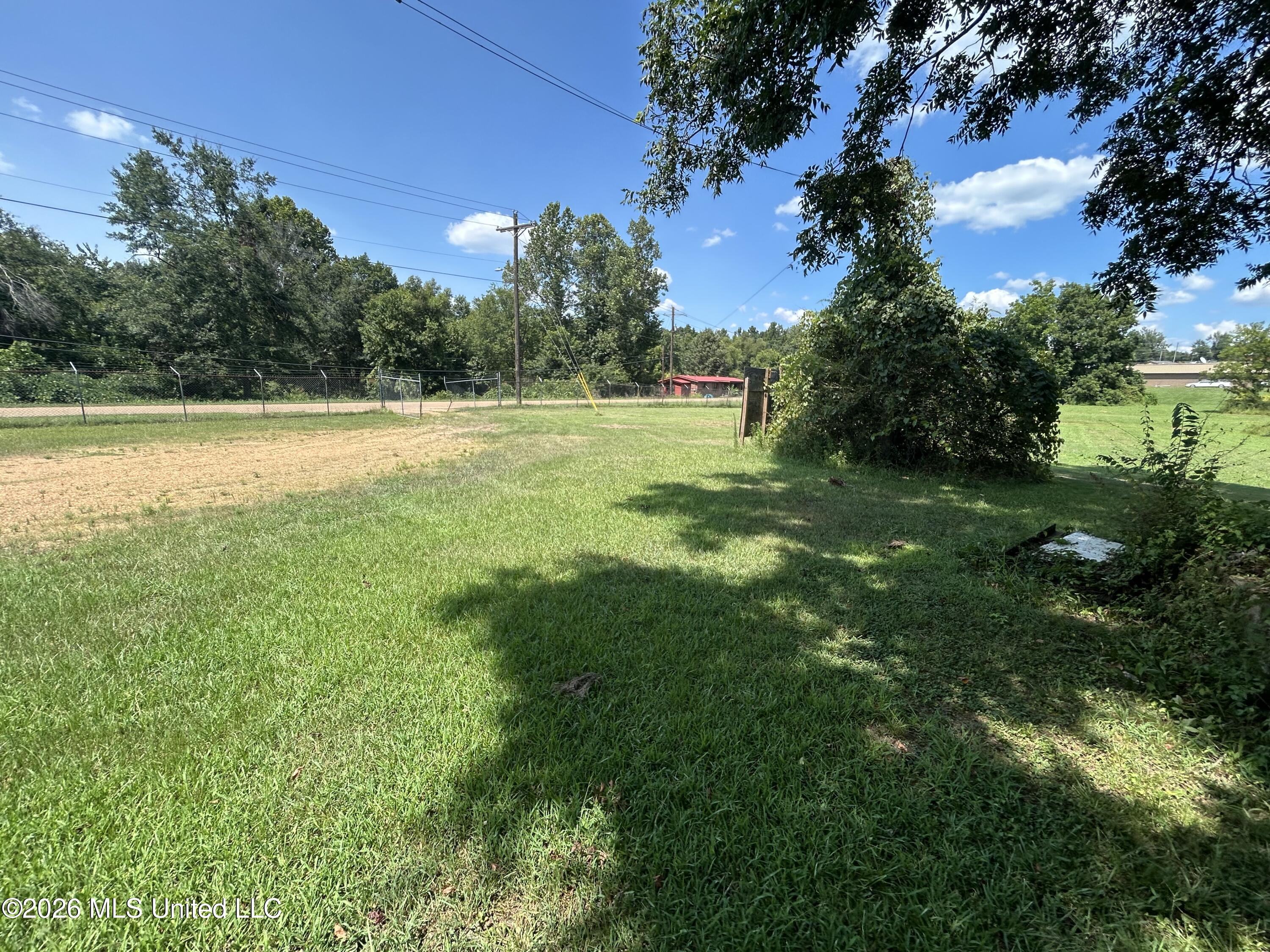 Greensboro Street Property Photo 38