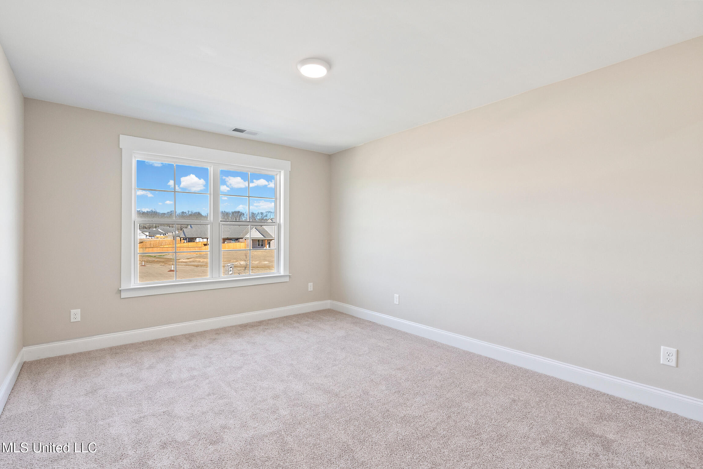 695 Bolivar Drive Property Photo 21