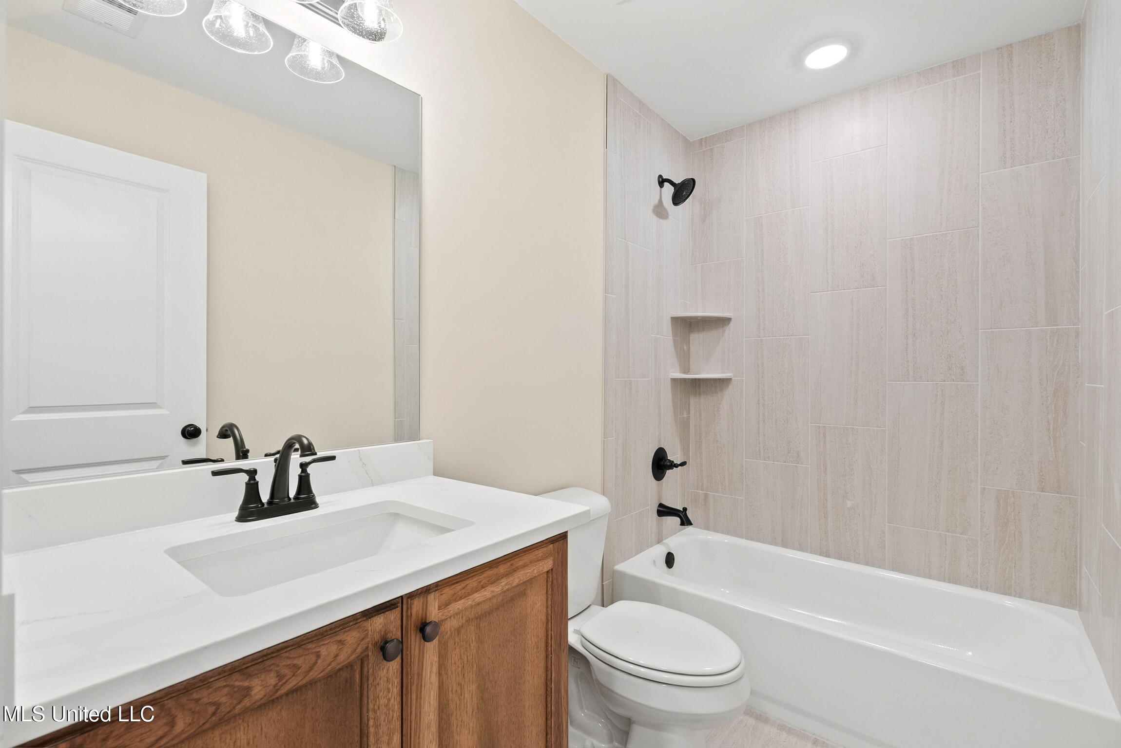 695 Bolivar Drive Property Photo 23