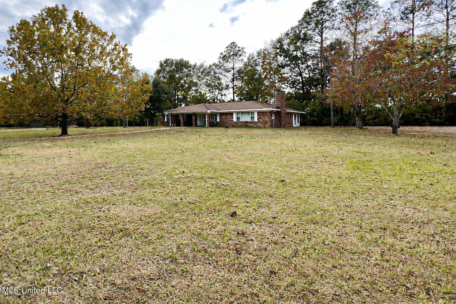 29129 J P Ladner Road Property Photo 3