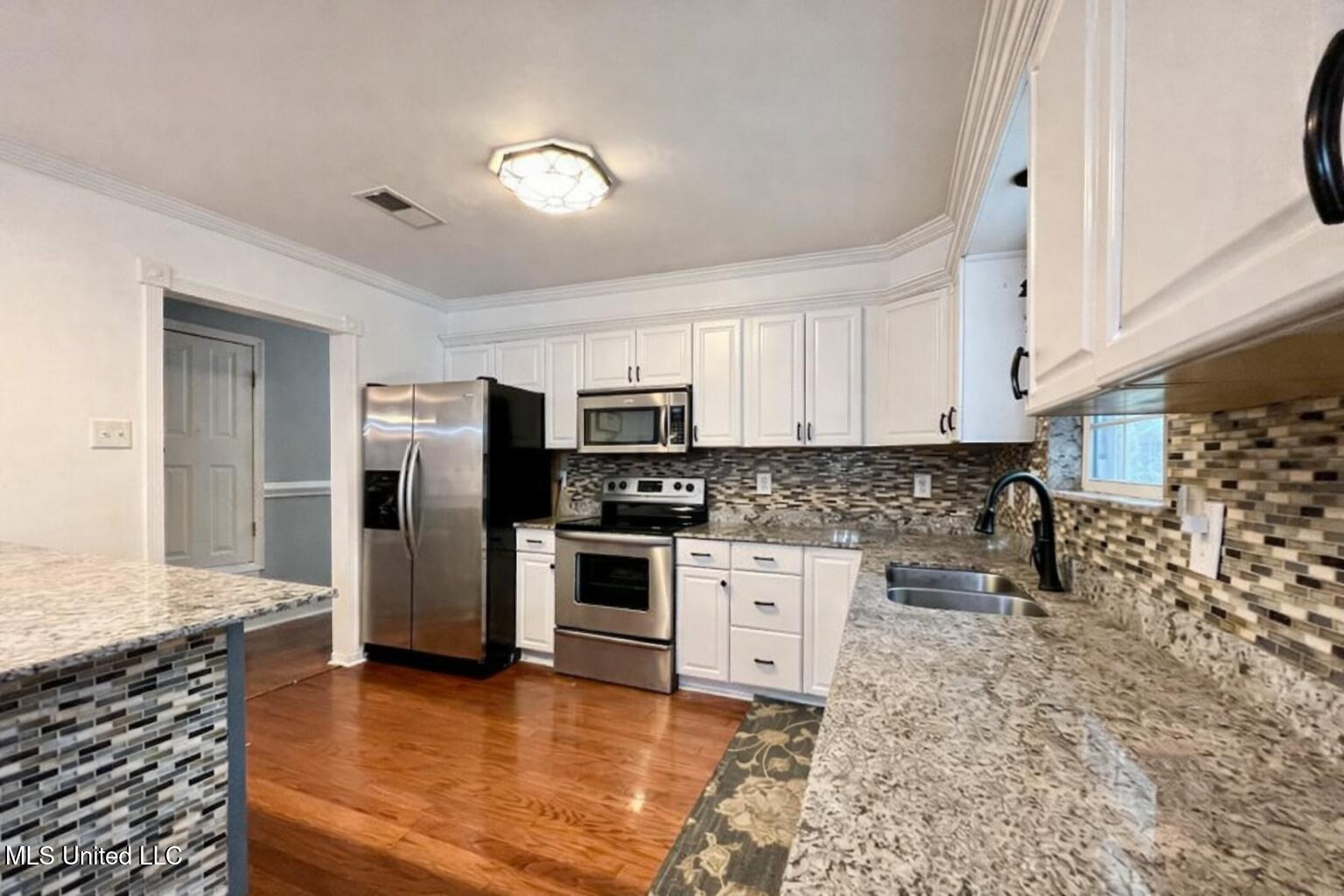 29129 J P Ladner Road Property Photo 13