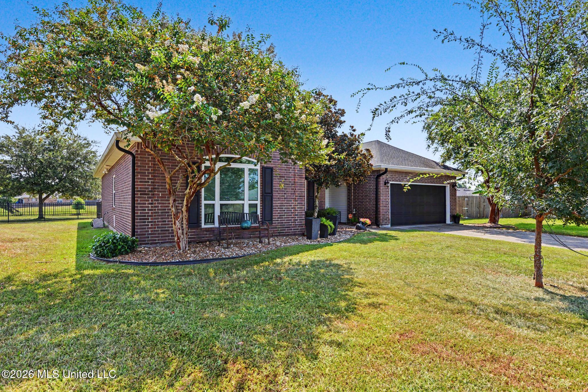 13430 Watersedge Way Property Photo 2