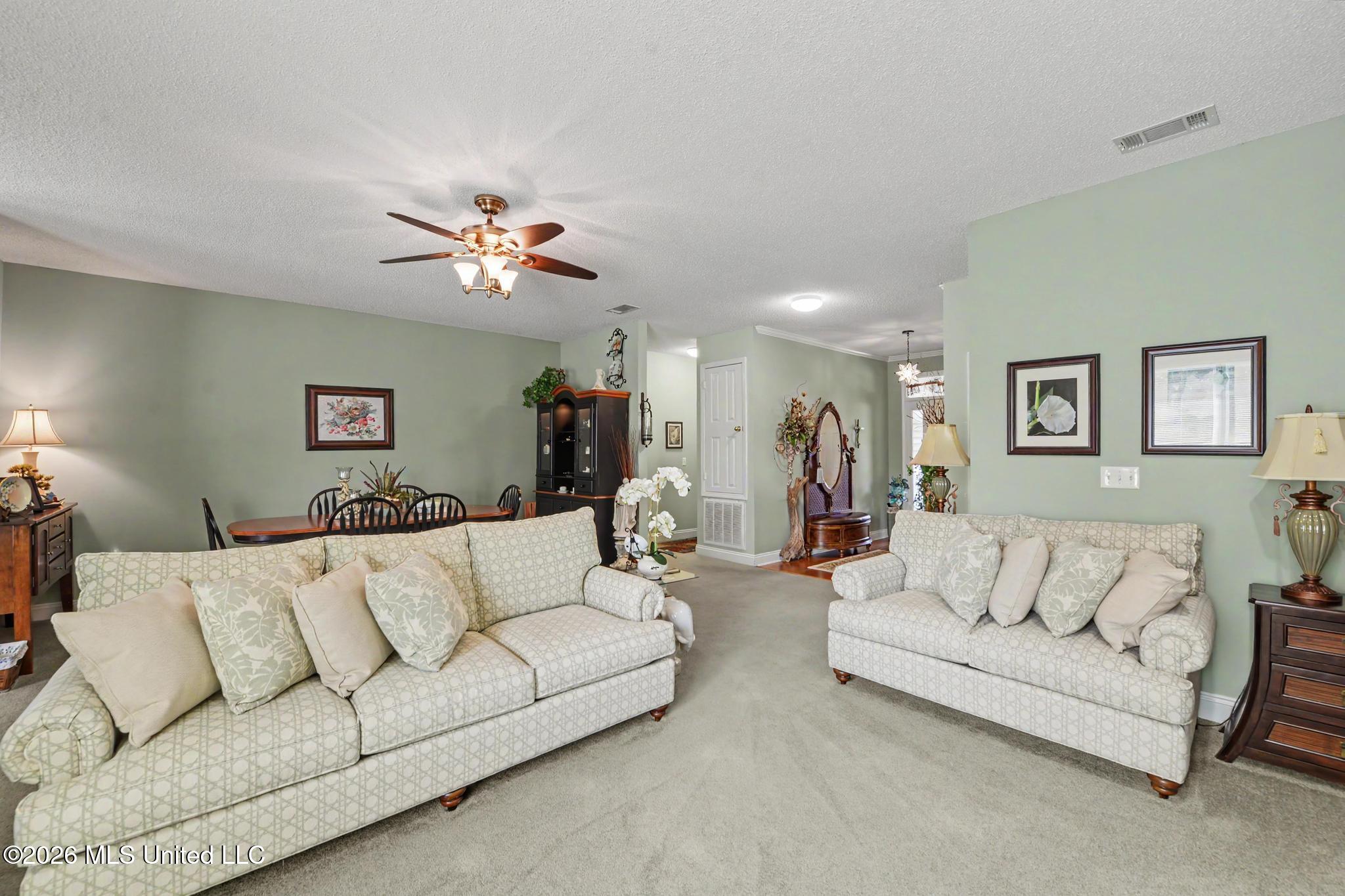 13430 Watersedge Way Property Photo 7