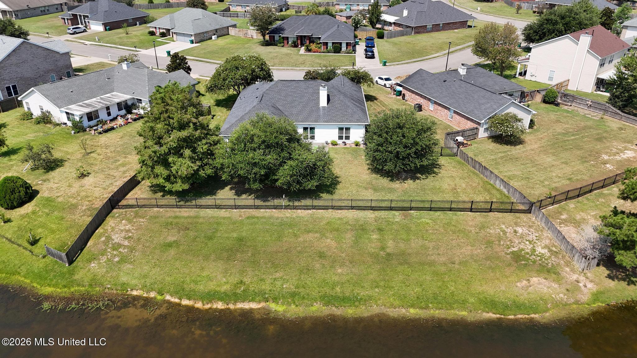 13430 Watersedge Way Property Photo 37