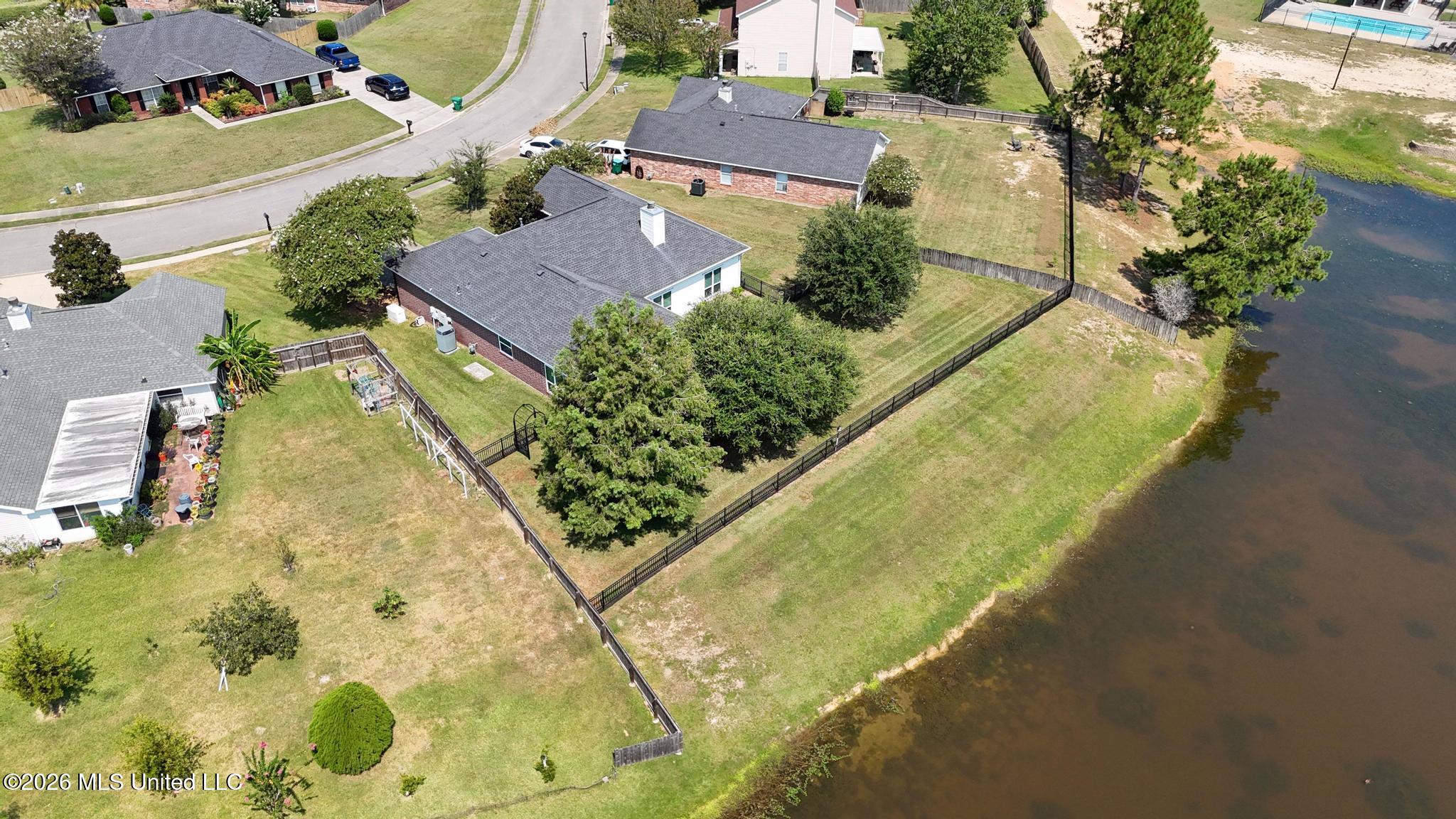 13430 Watersedge Way Property Photo 38