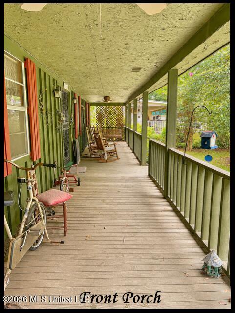 979 Snow Lake Drive Property Photo 17
