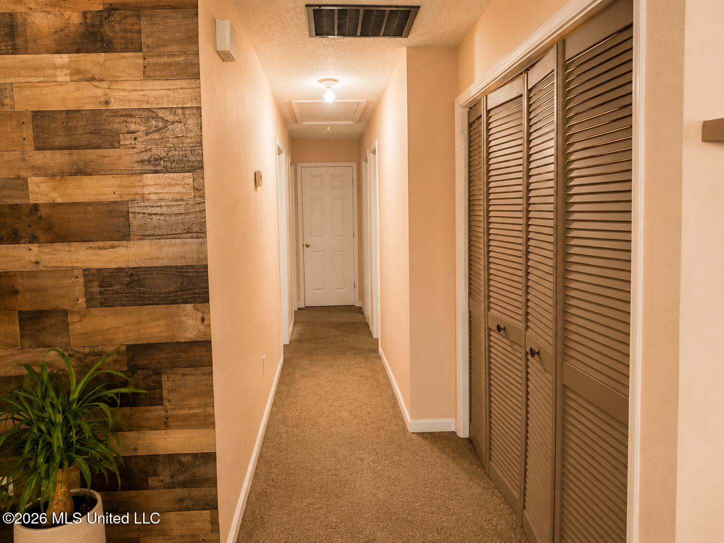 11356 Fenton Drive Property Photo 9